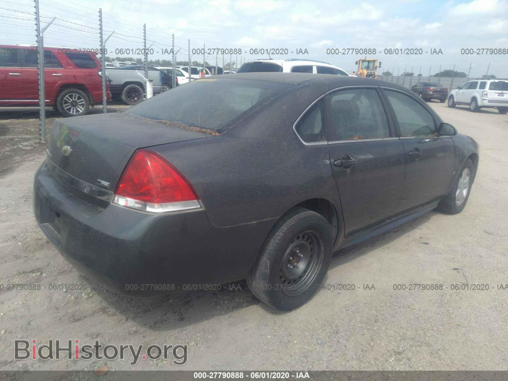 2010 CHEVROLET IMPALA - VIN: 2G1WB5EK4A1108972 - Фото 4