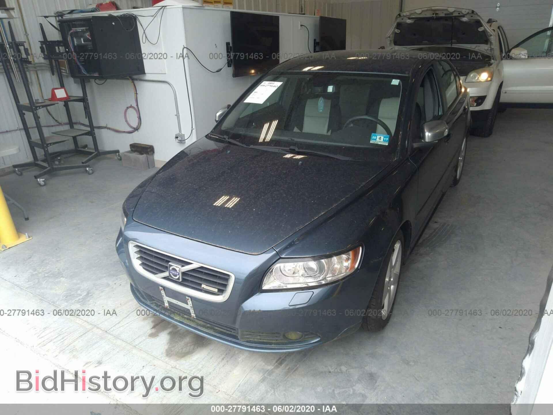 2010 VOLVO S40 - VIN: YV1672MS2A2510170 - Фото 2