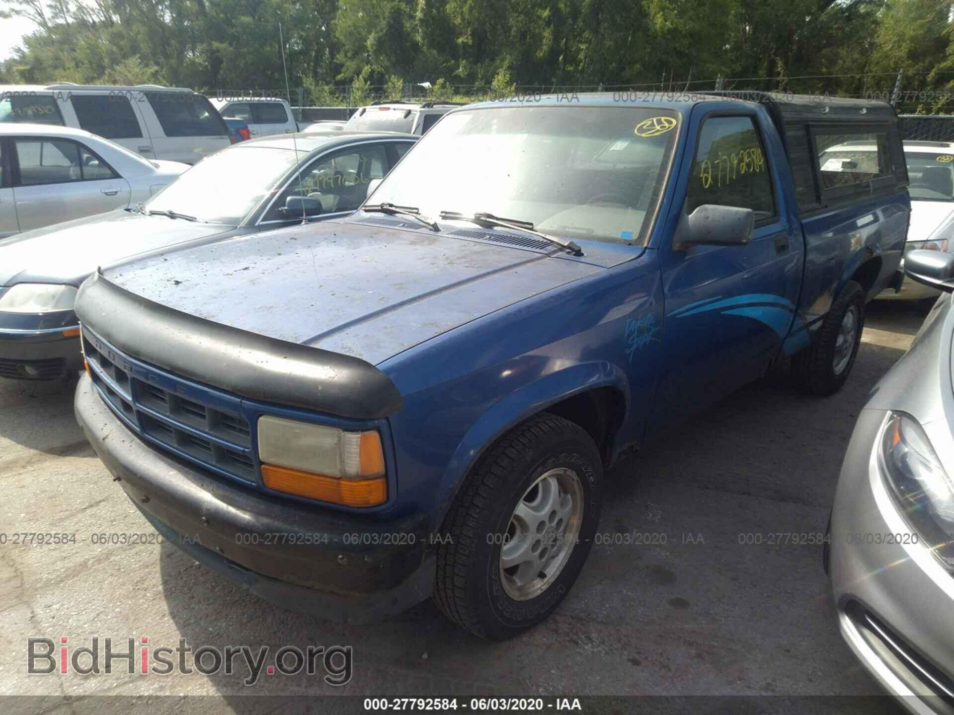 1995 DODGE DAKOTA - VIN: 1B7FL26G8SW945571 - Фото 2