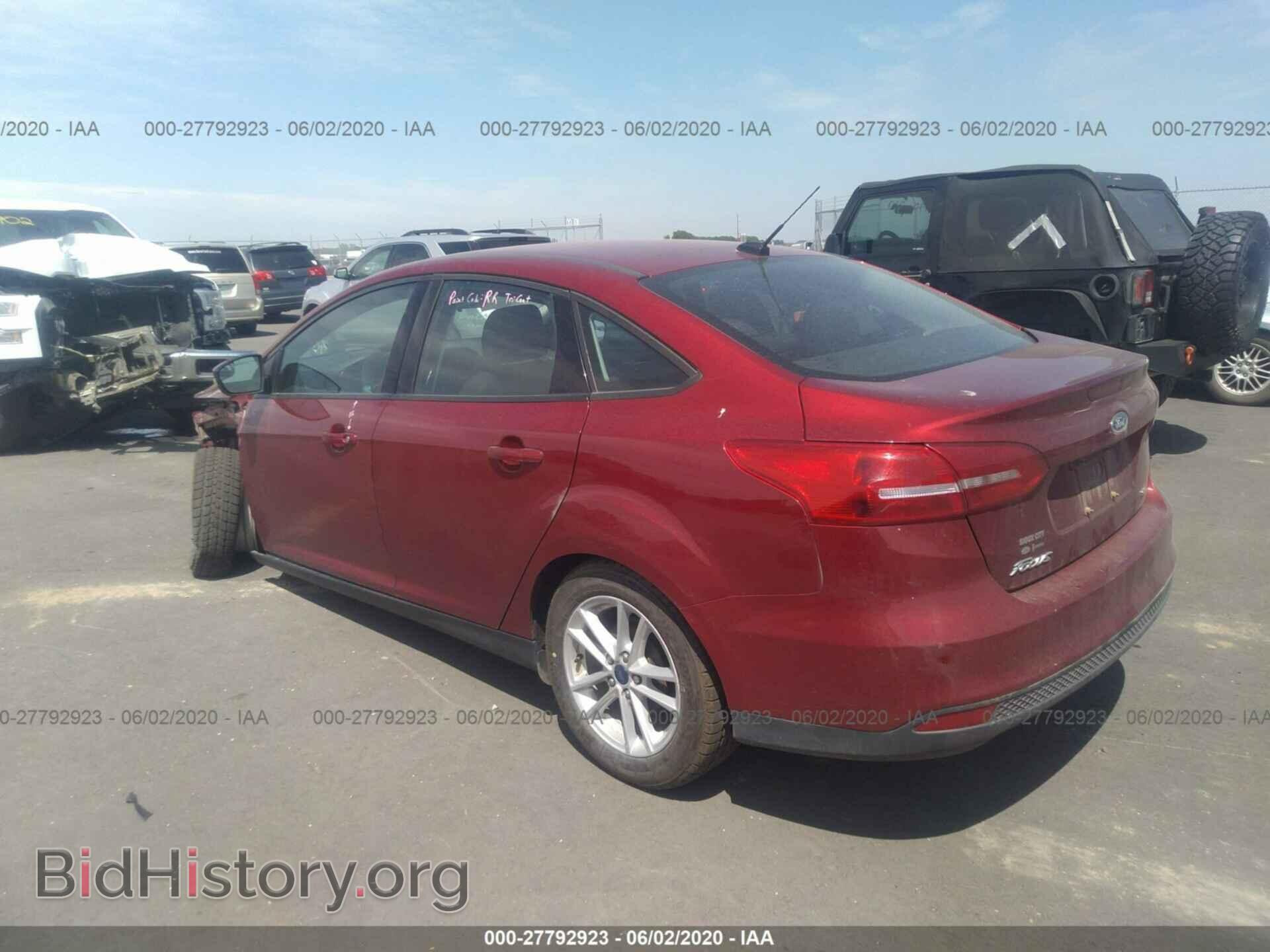 2017 FORD FOCUS - VIN: 1FADP3F23HL258150 - Фото 3