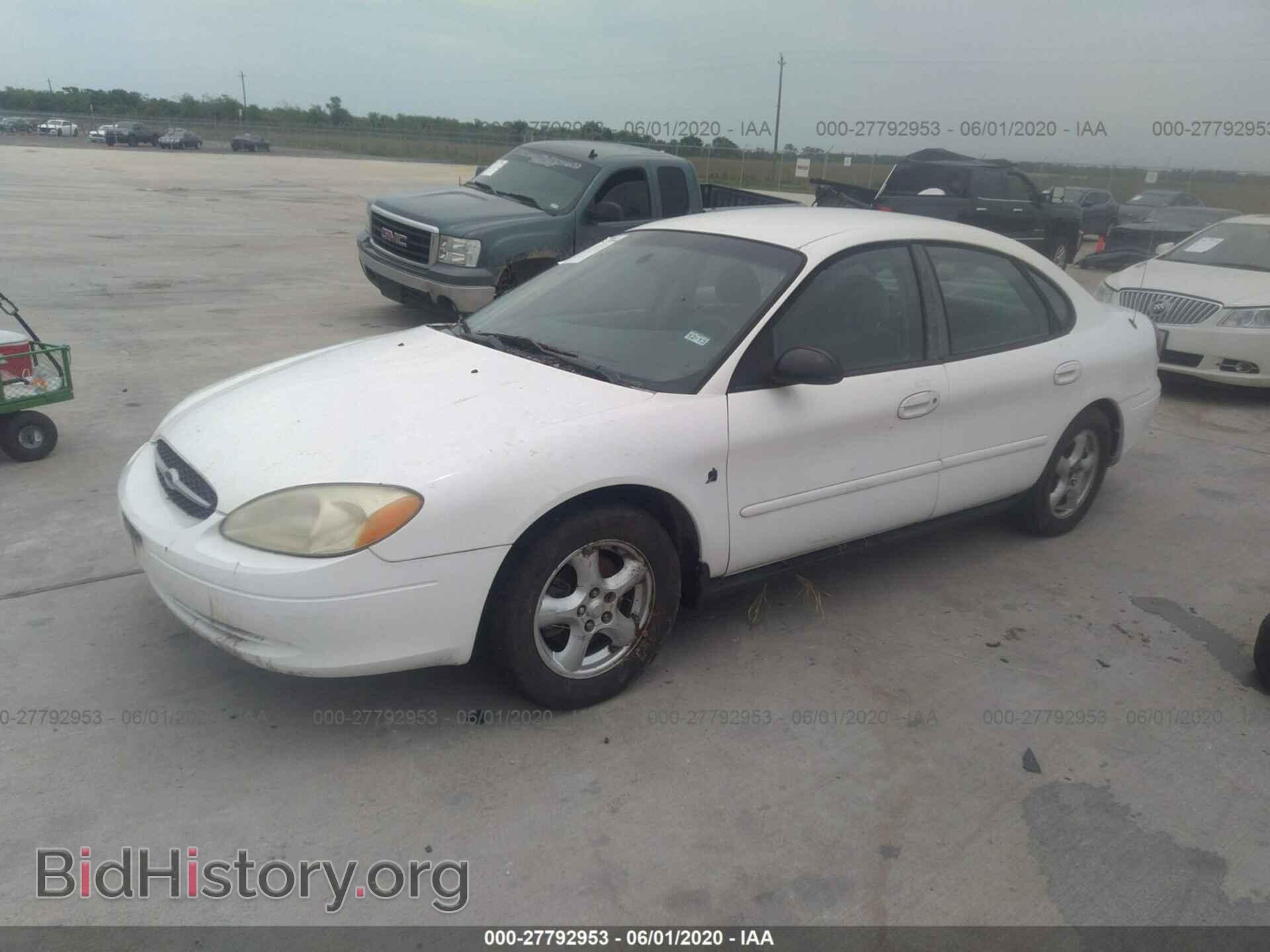 2002 FORD TAURUS - VIN: 1FAFP52252G157833 - Фото 2
