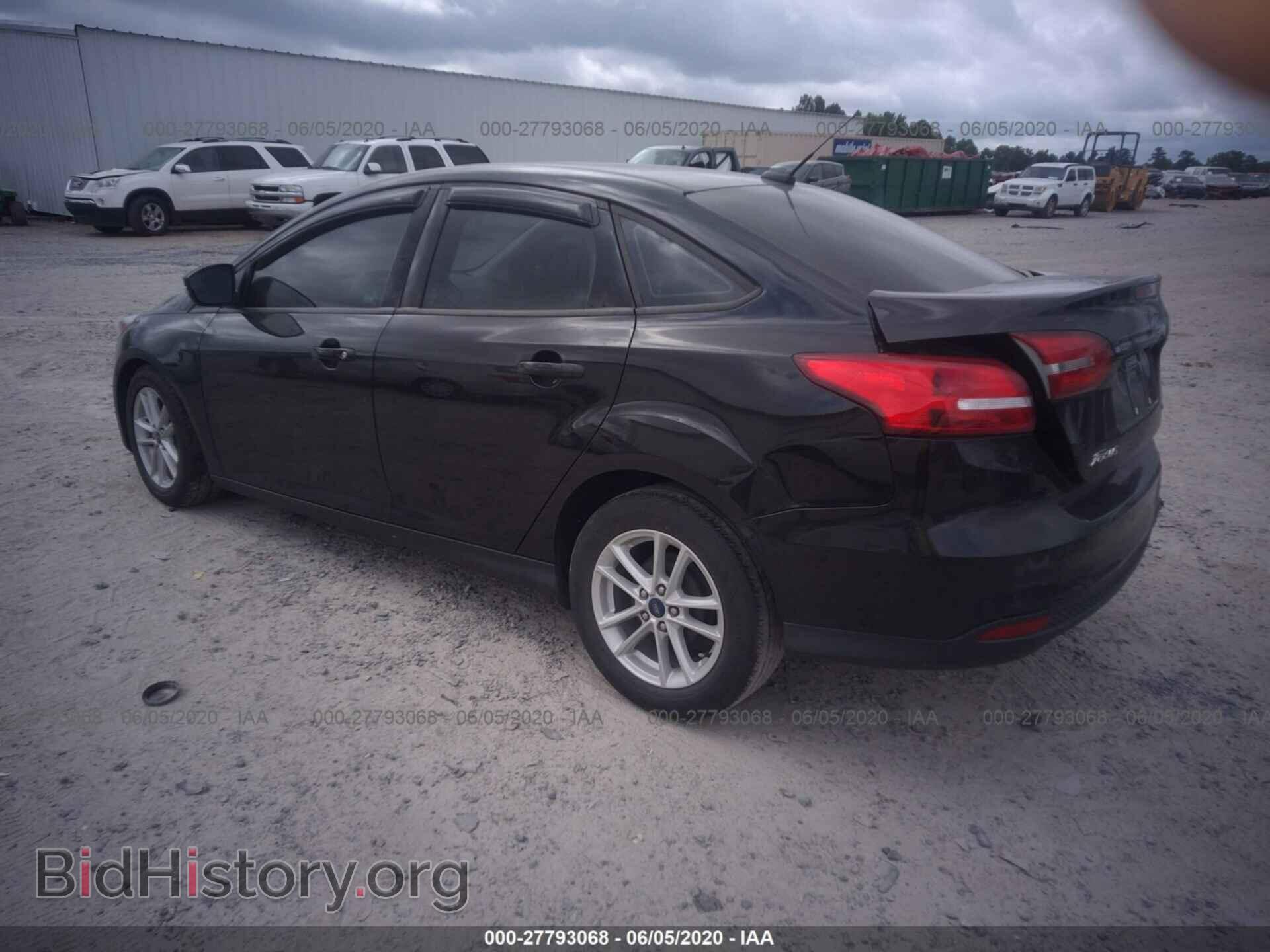 2017 FORD FOCUS - VIN: 1FADP3F27HL221070 - Фото 3