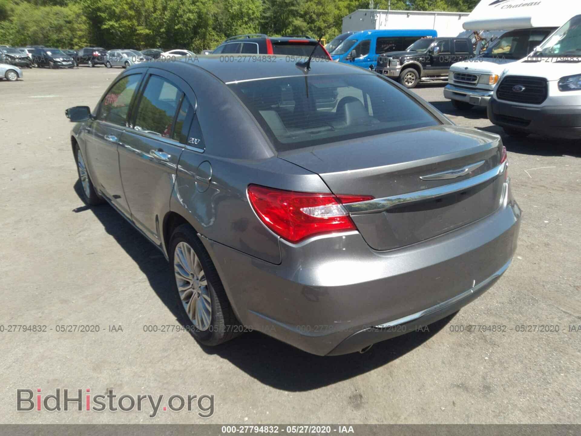 2013 CHRYSLER 200 - VIN: 1C3CCBCGXDN558332 - Фото 3