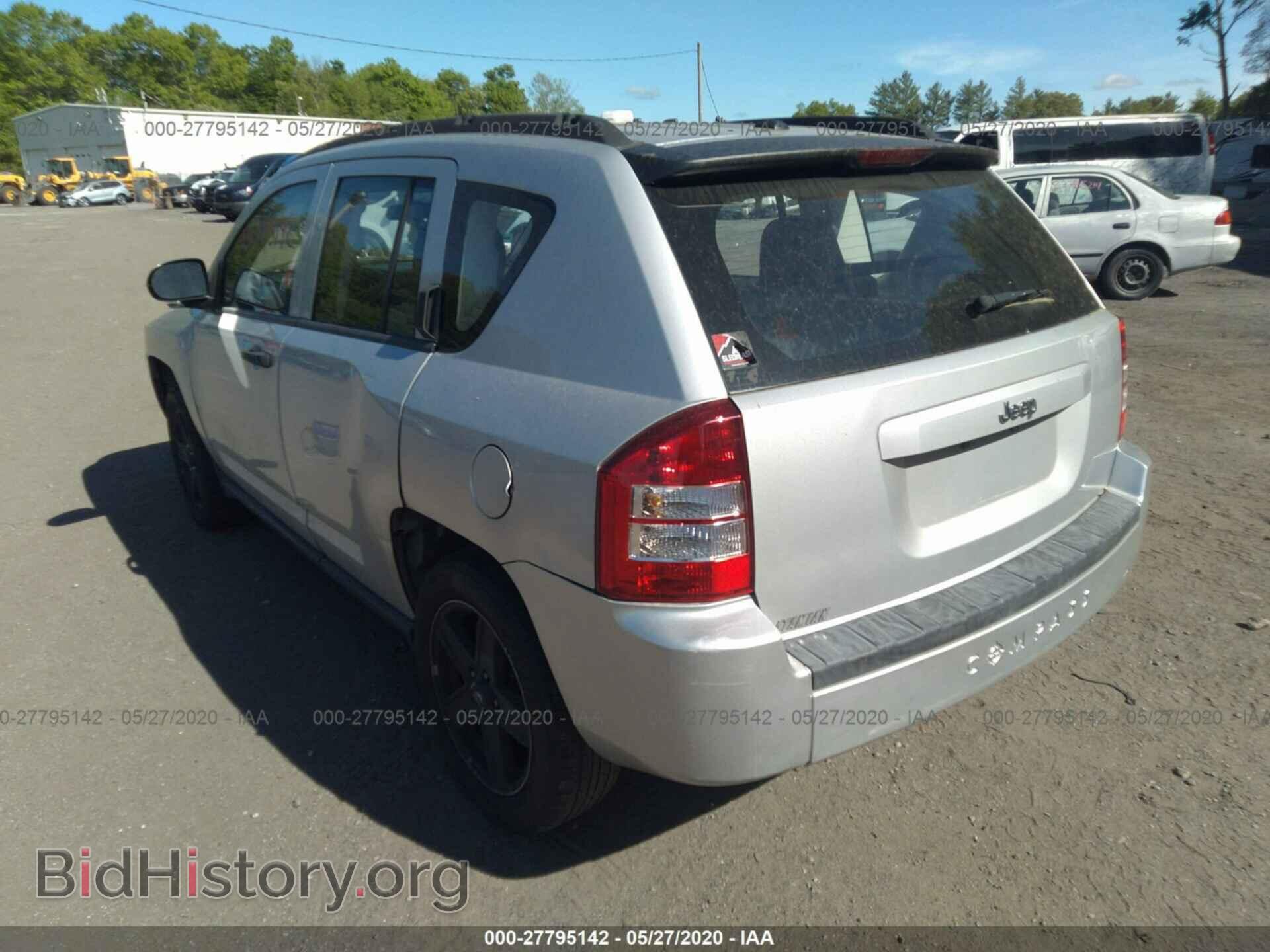 2007 JEEP COMPASS - VIN: 1J8FT47W77D181340 - Фото 3