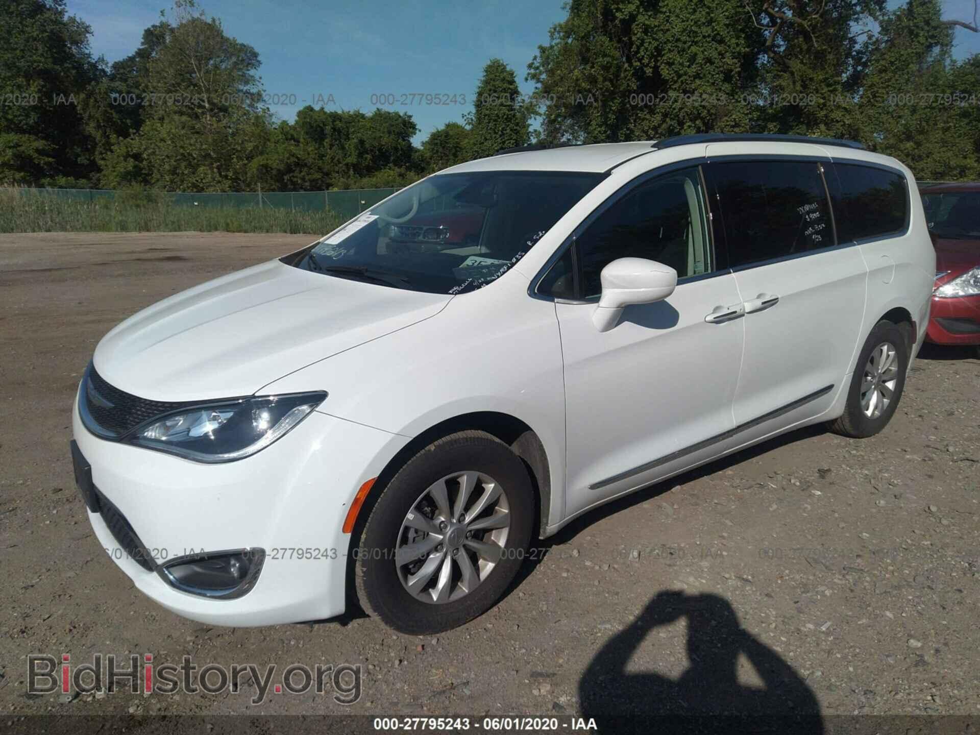 2019 CHRYSLER PACIFICA - VIN: 2C4RC1BGXKR732207 - Photo 2