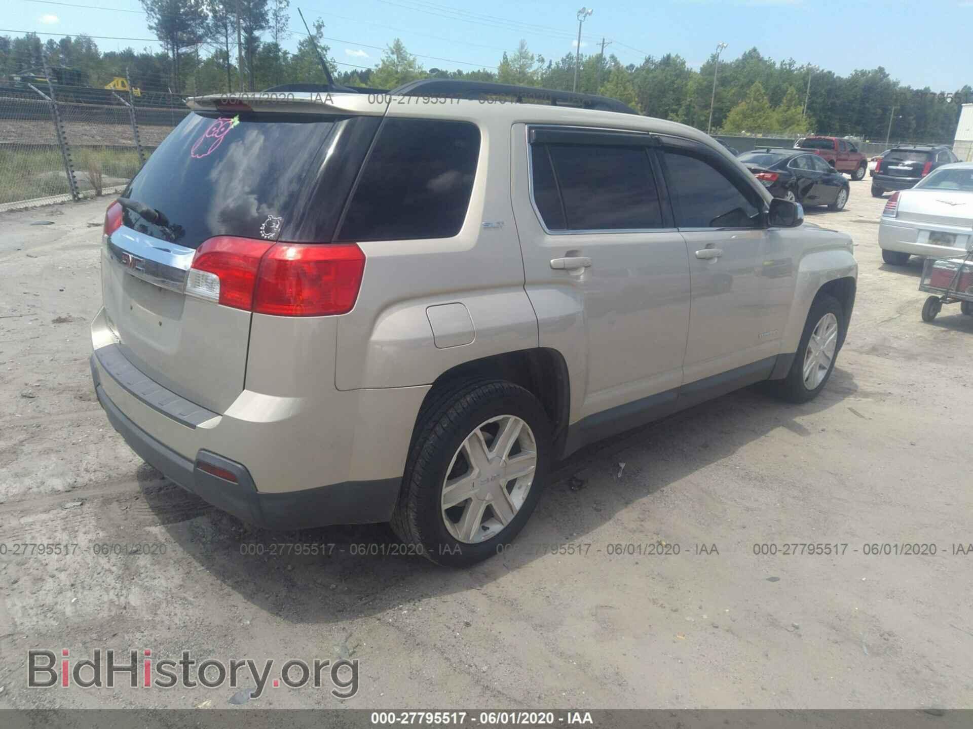 2011 GMC TERRAIN - VIN: 2CTALUEC8B6407293 - Photo 4