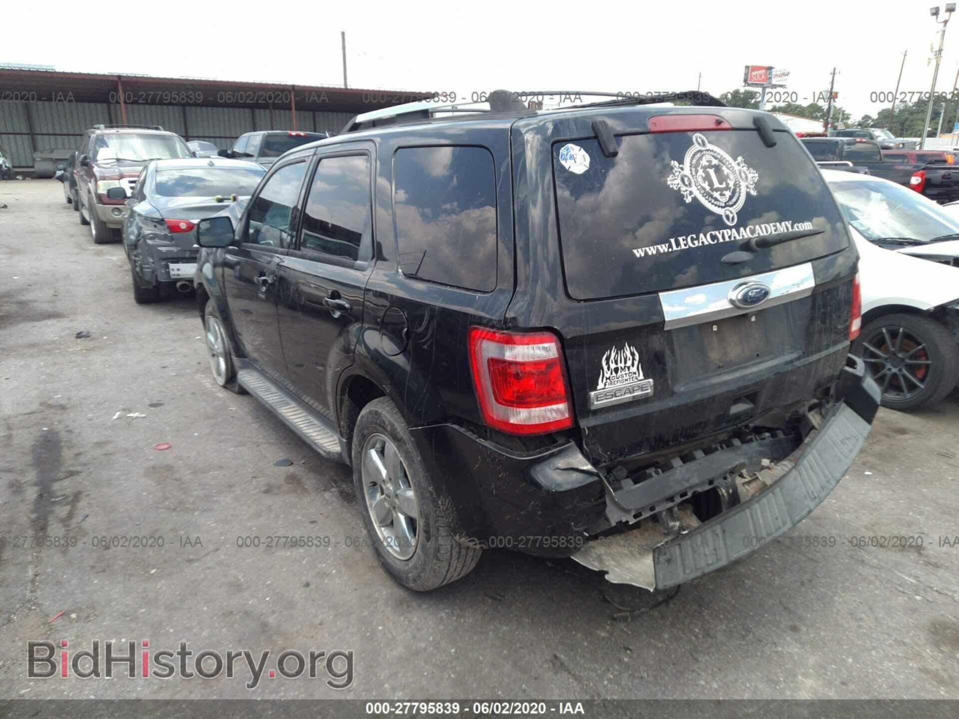 2011 FORD ESCAPE - VIN: 1FMCU0E73BKA86818 - Фото 3