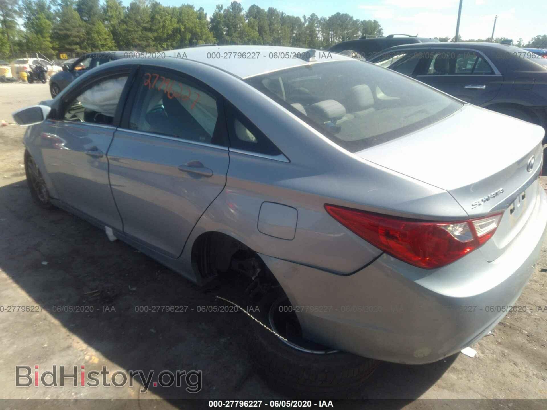 2012 Hyundai Sonata - VIN: 5NPEB4AC4CH392214 - Фото 3