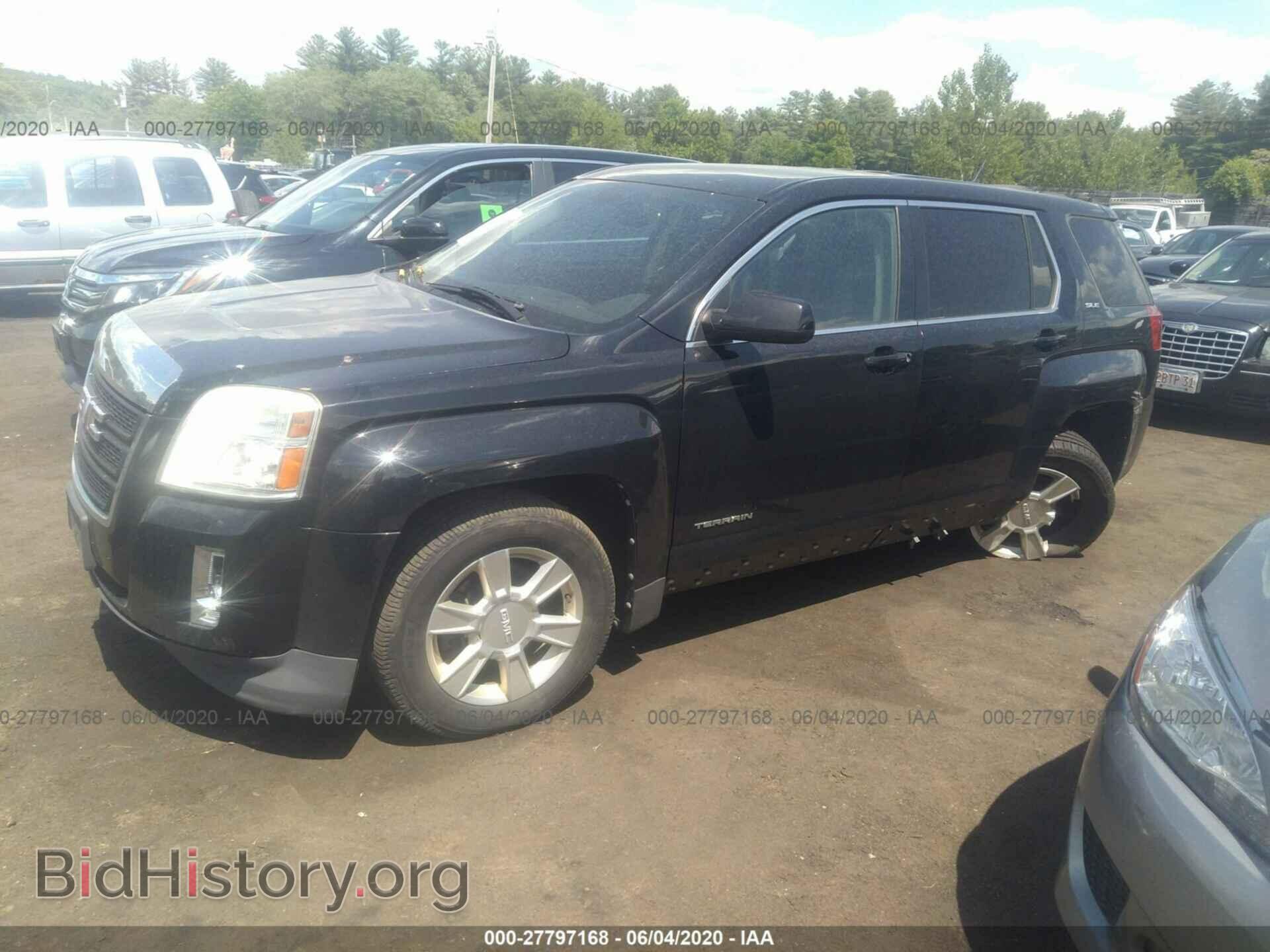 2011 GMC TERRAIN - VIN: 2CTFLREC6B6468256 - Photo 2