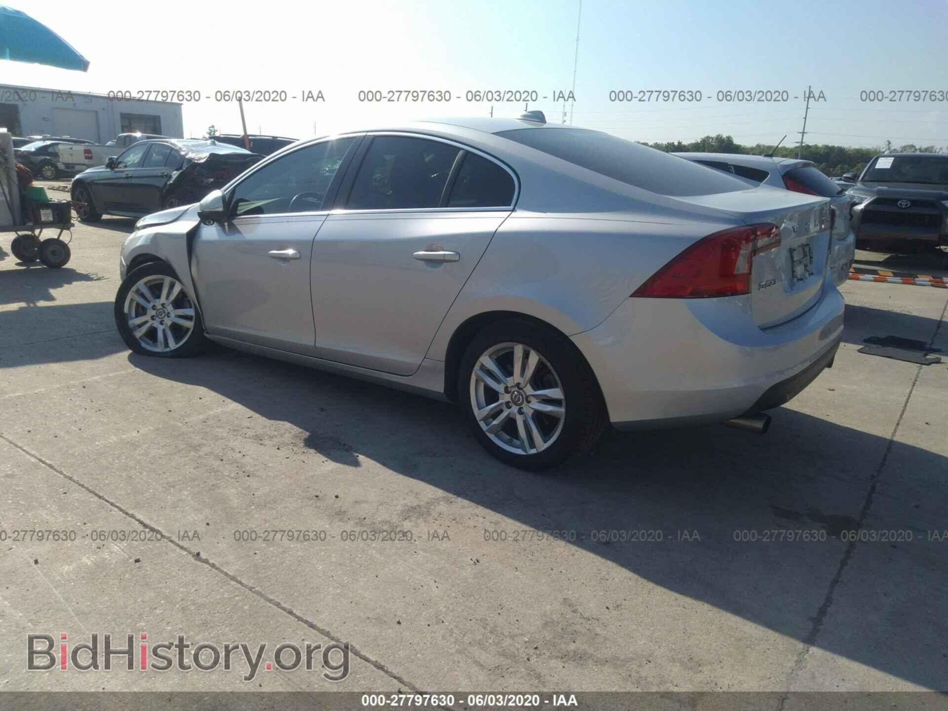 2012 VOLVO S60 - VIN: YV1622FS4C2116796 - Фото 3