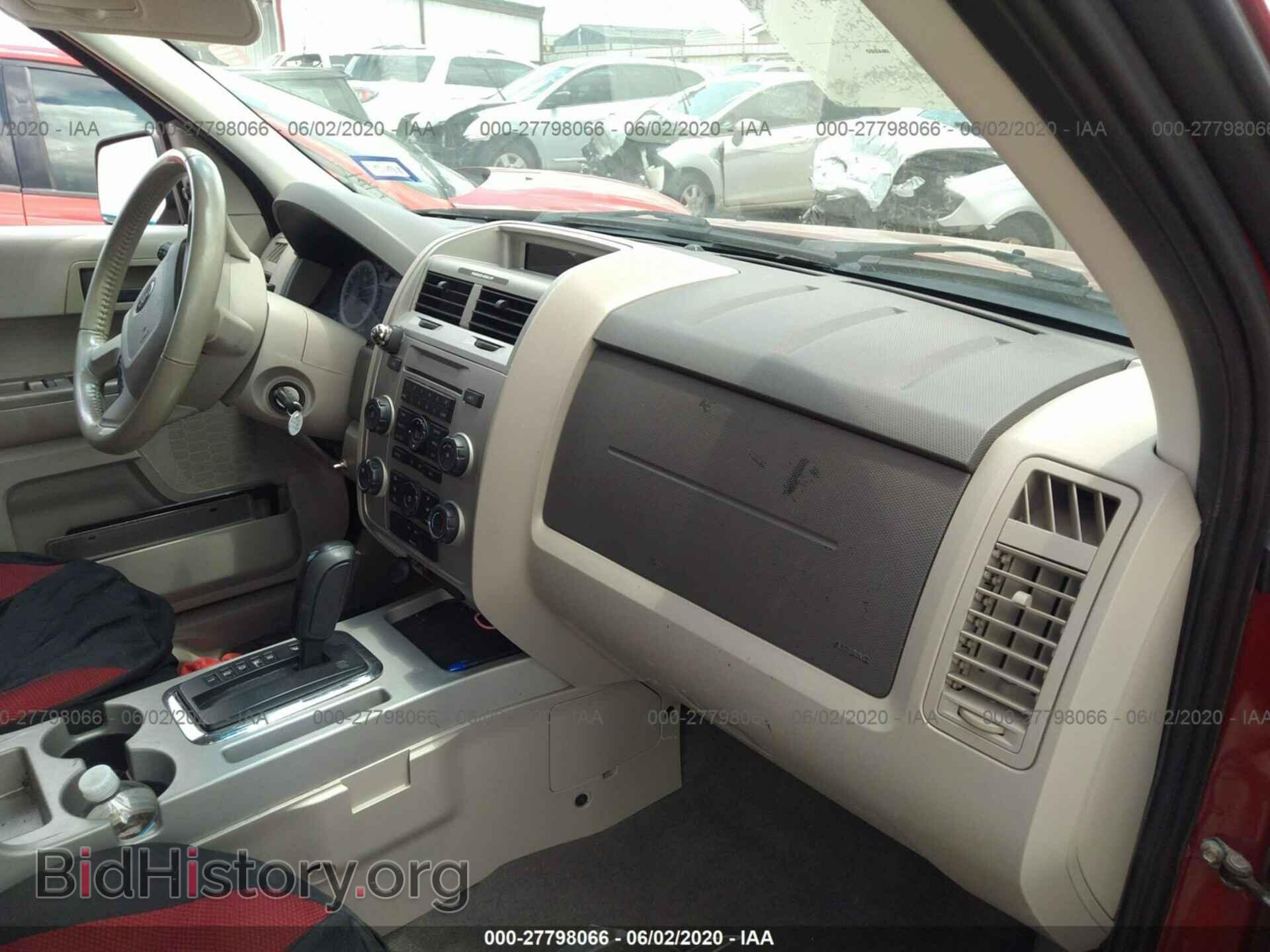 2008 FORD ESCAPE - VIN: 1FMCU03118KA56756 - Фото 5