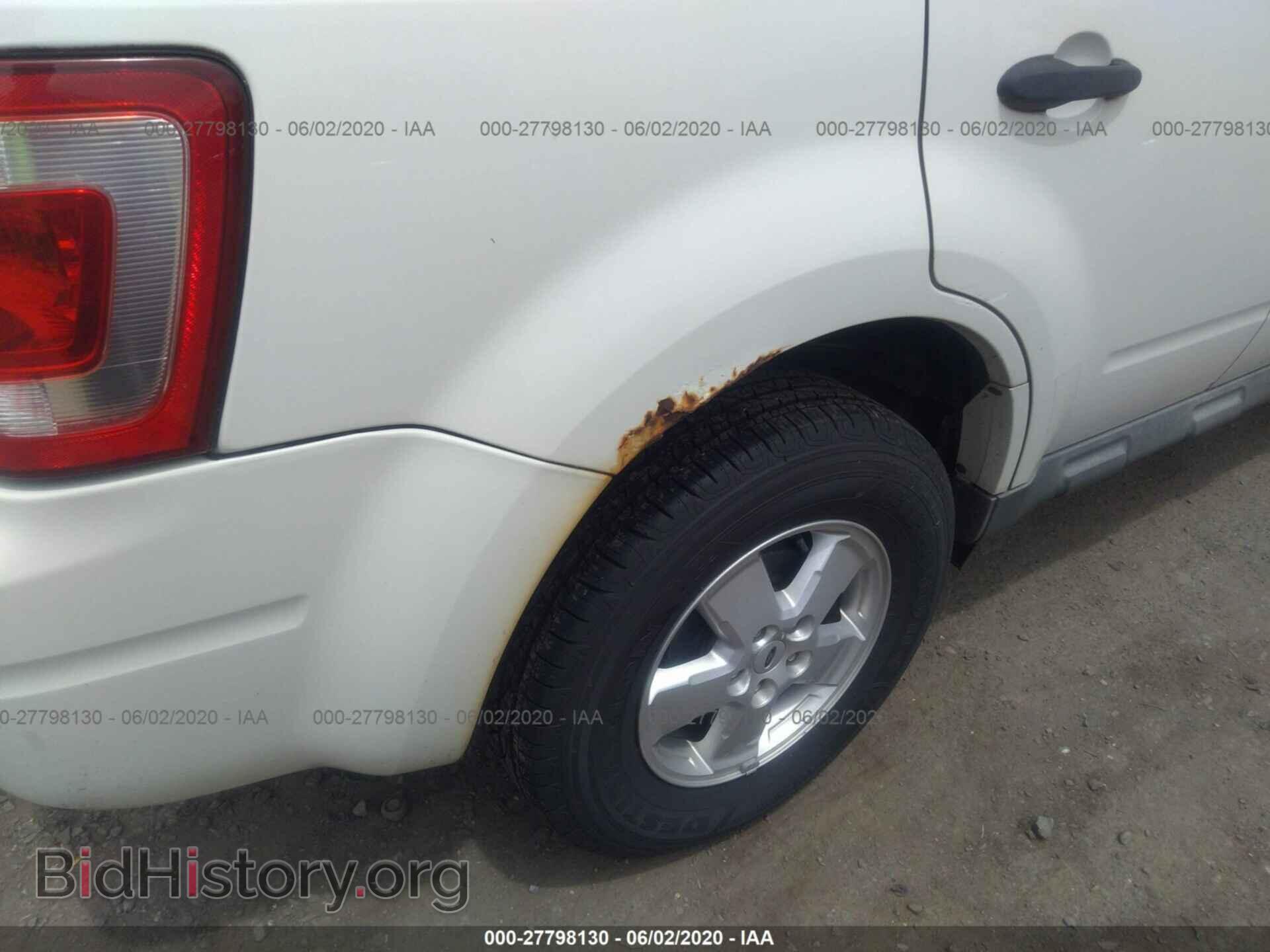 2009 FORD ESCAPE - VIN: 1FMCU92709KC38119 - Фото 6