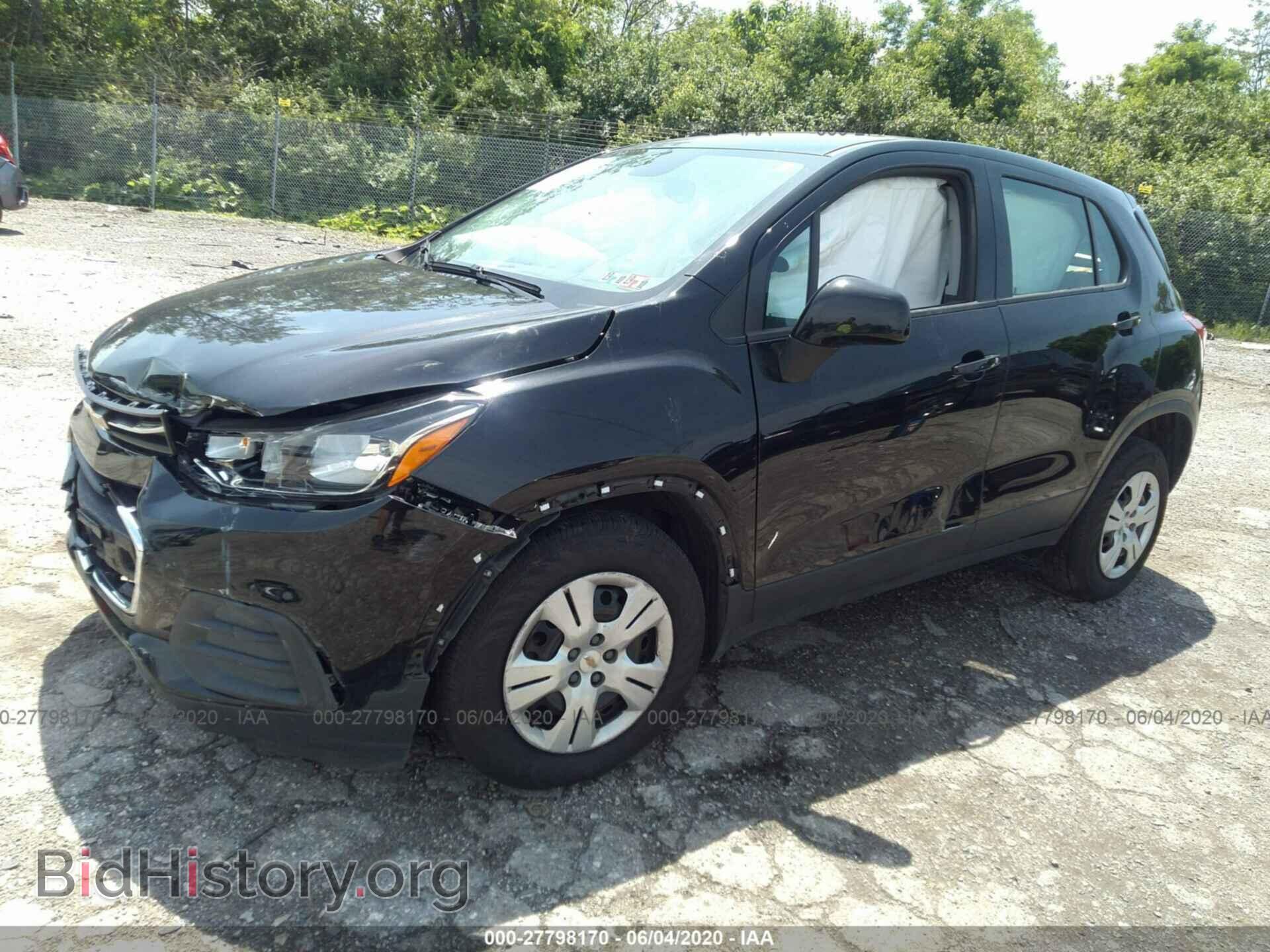 2019 CHEVROLET TRAX - VIN: 3GNCJKSB3KL165574 - Фото 2