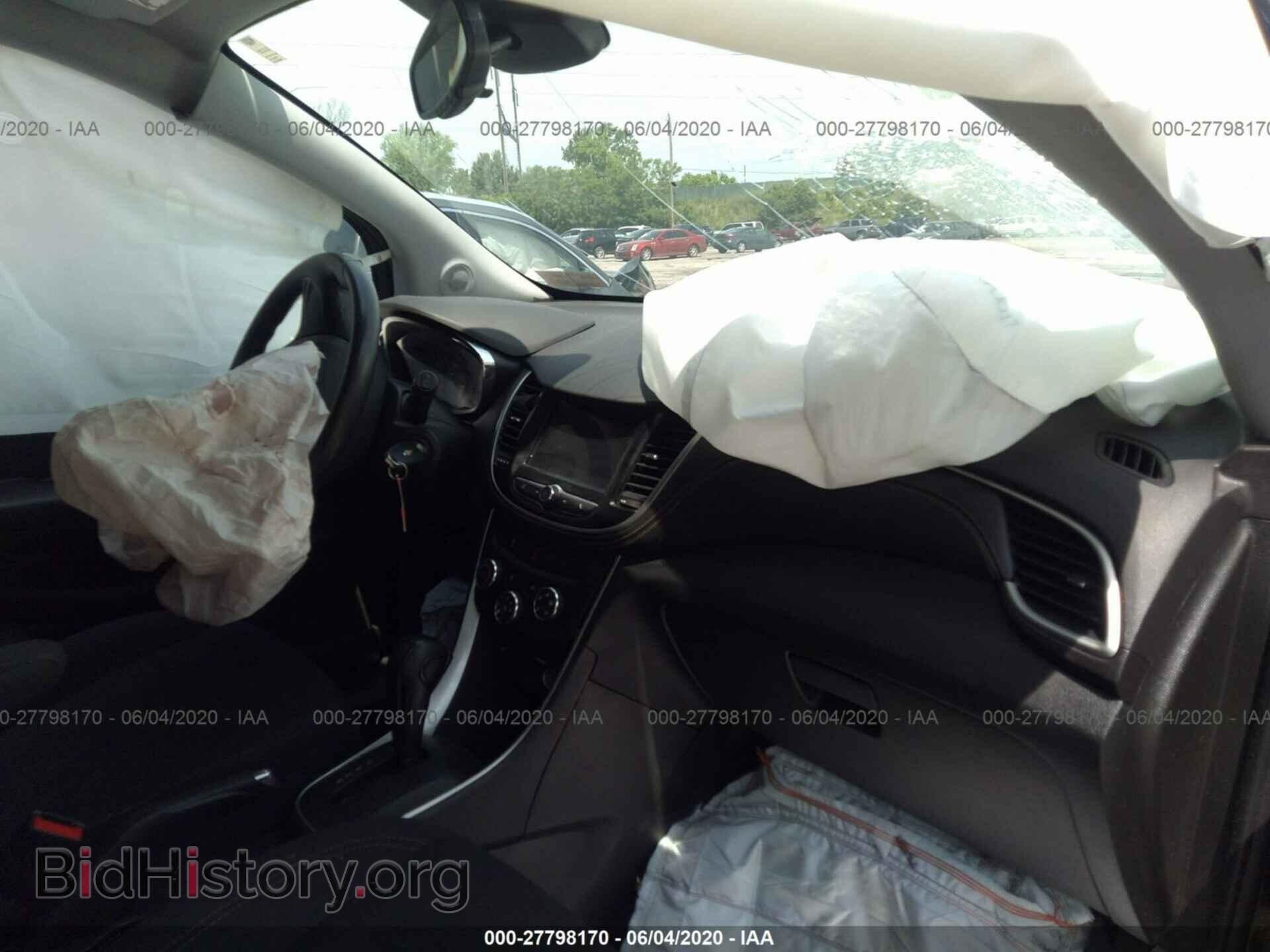 2019 CHEVROLET TRAX - VIN: 3GNCJKSB3KL165574 - Фото 5