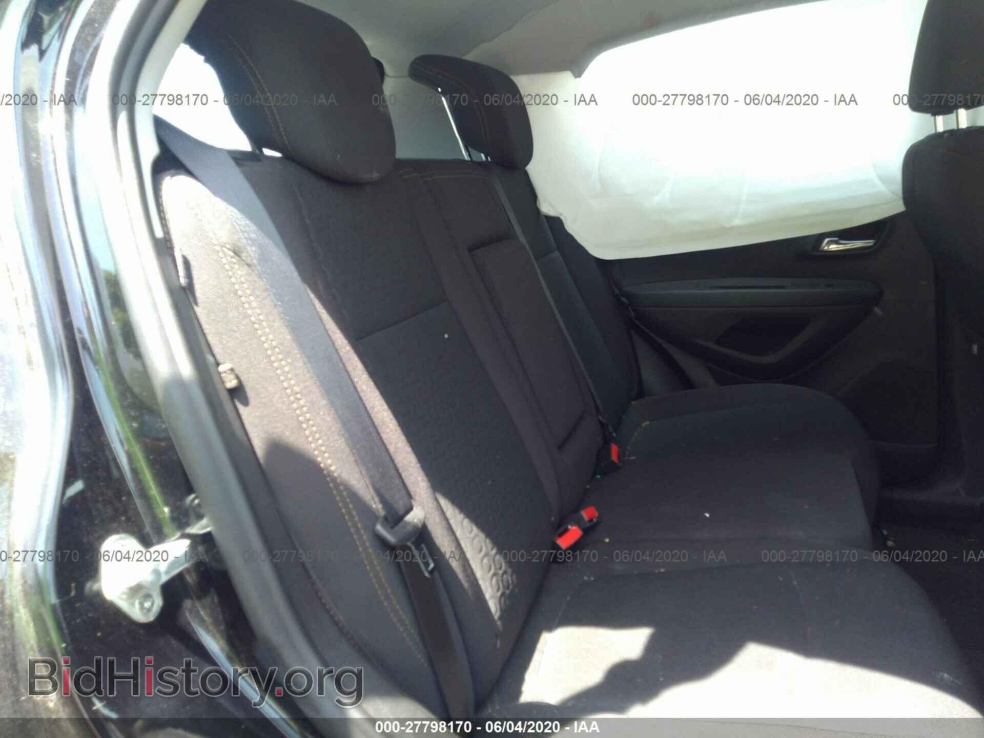 2019 CHEVROLET TRAX - VIN: 3GNCJKSB3KL165574 - Фото 8