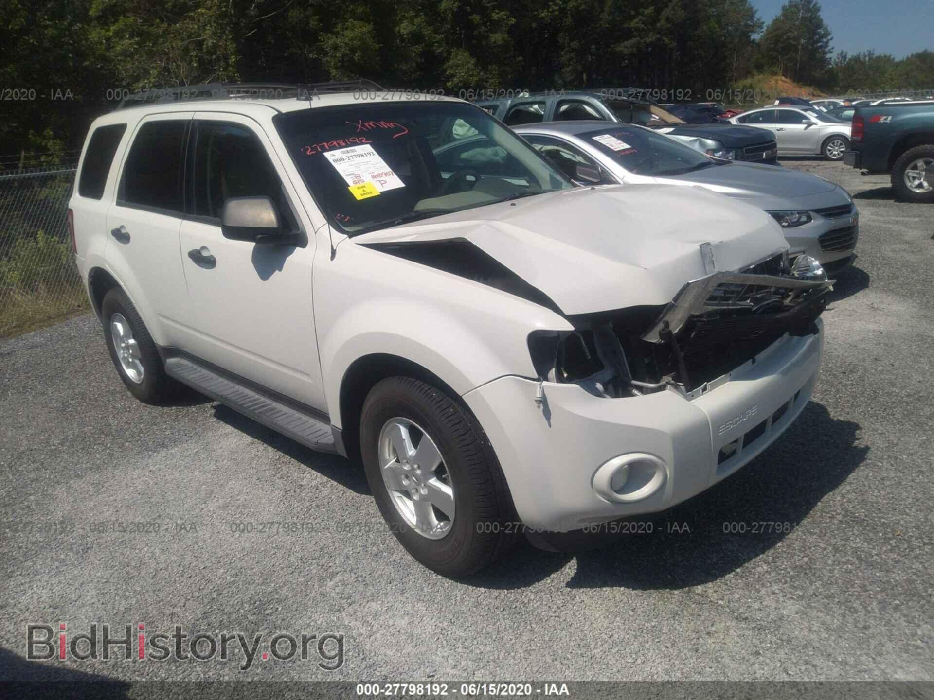 Фотография 1FMCU0D79BKA12644 - FORD ESCAPE 2011