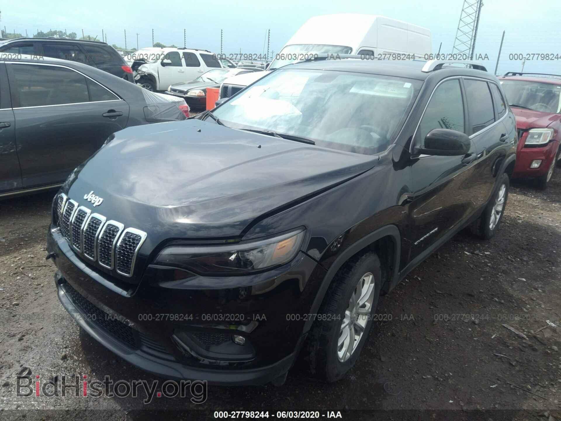 2019 JEEP CHEROKEE - VIN: 1C4PJLCB3KD384331 - Фото 2