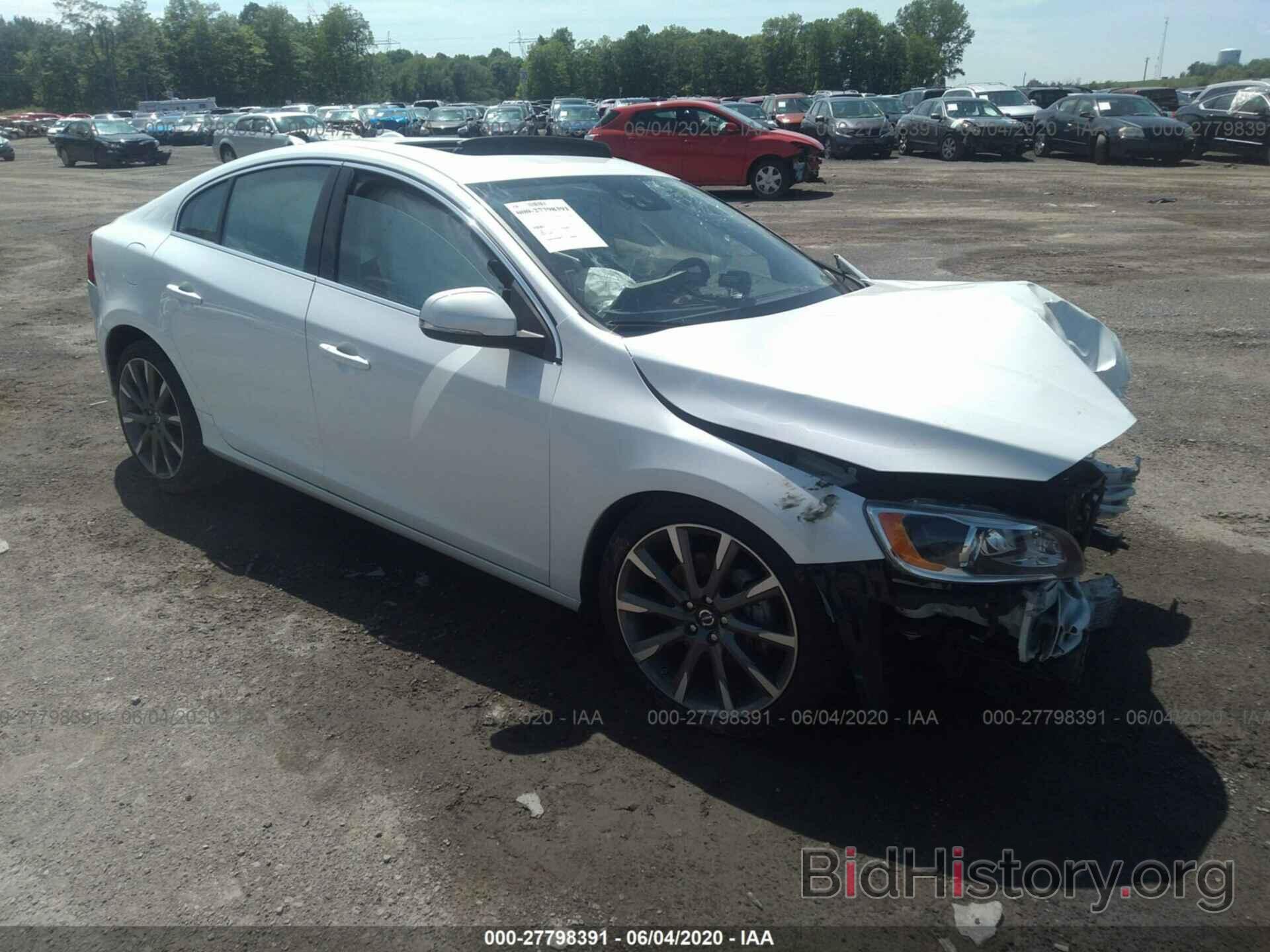 Photo YV149MFMXF1334039 - VOLVO S60 2015