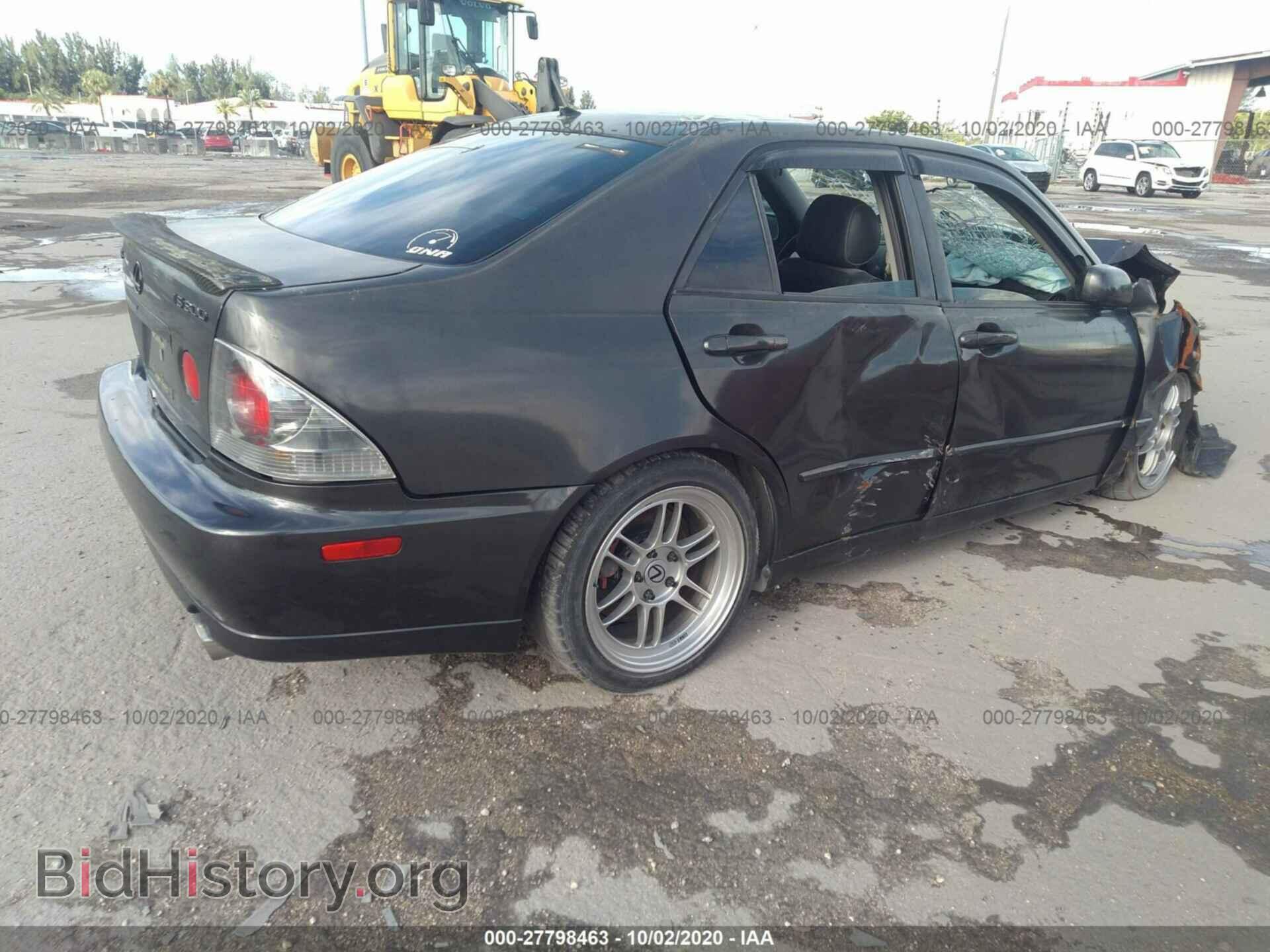 2002 LEXUS IS 300 - VIN: JTHBD192520059943 - Фото 4