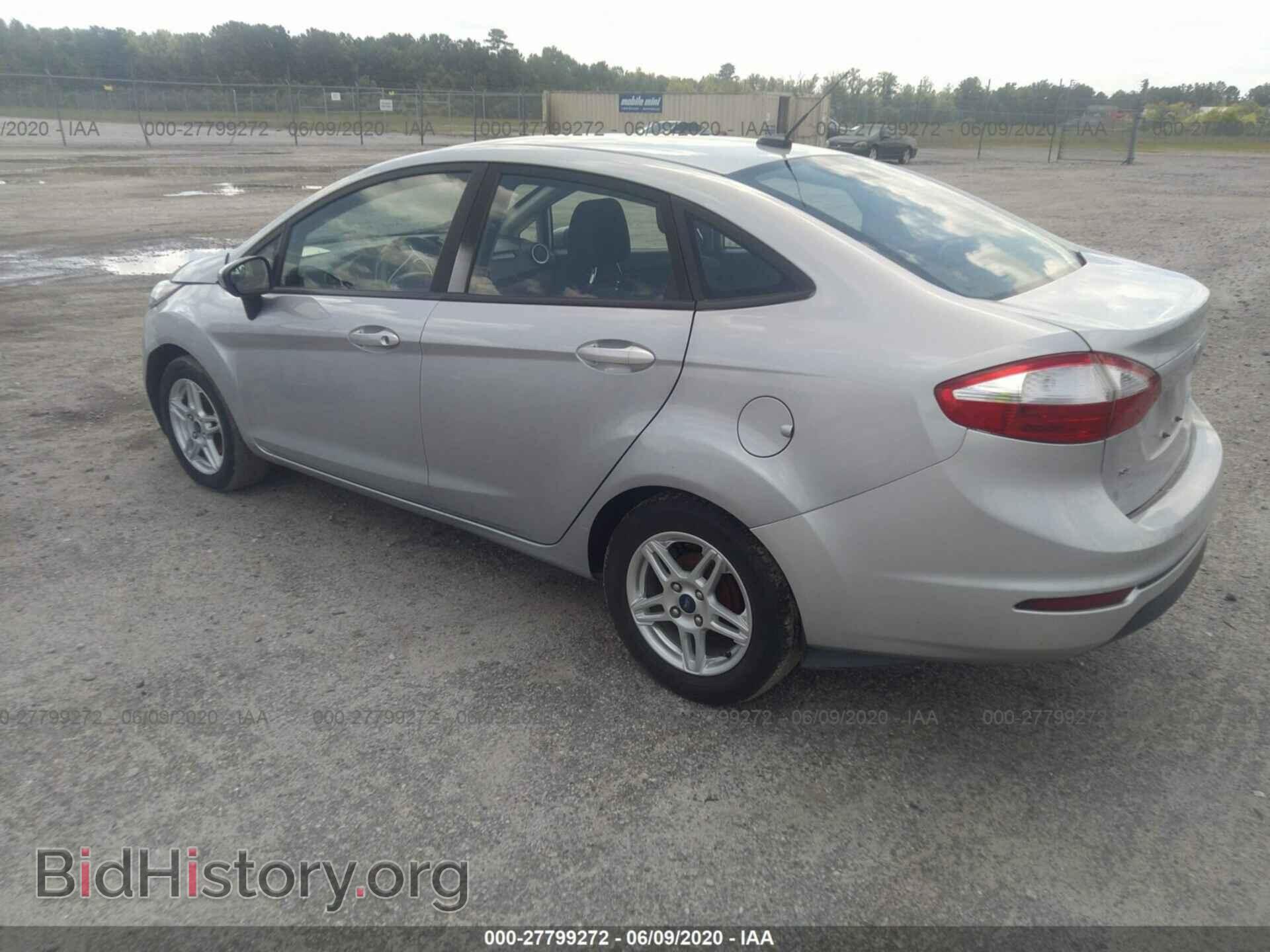 2017 FORD FIESTA - VIN: 3FADP4BJ3HM140584 - Фото 3