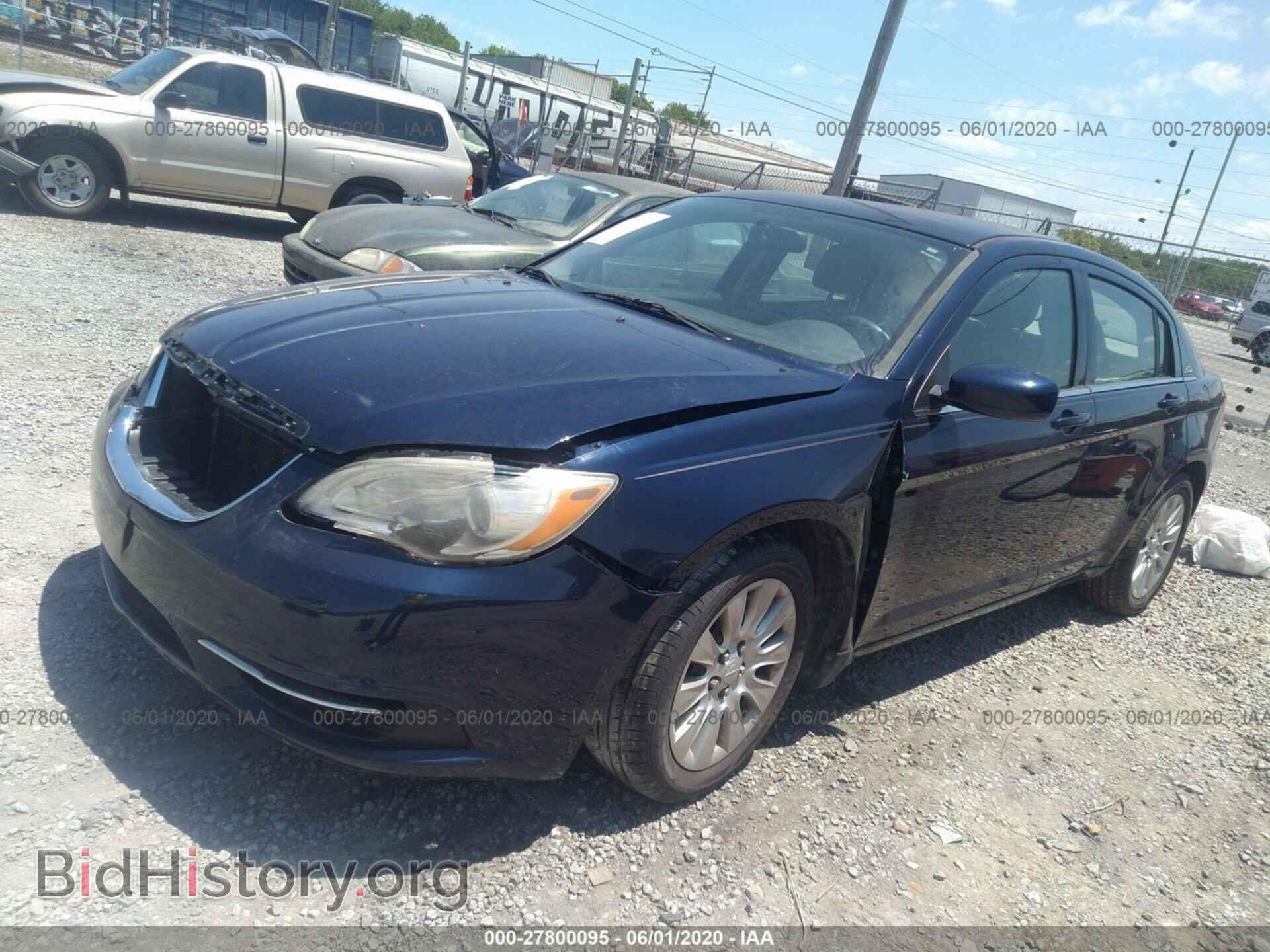 2014 CHRYSLER 200 - VIN: 1C3CCBAG9EN103637 - Фото 2