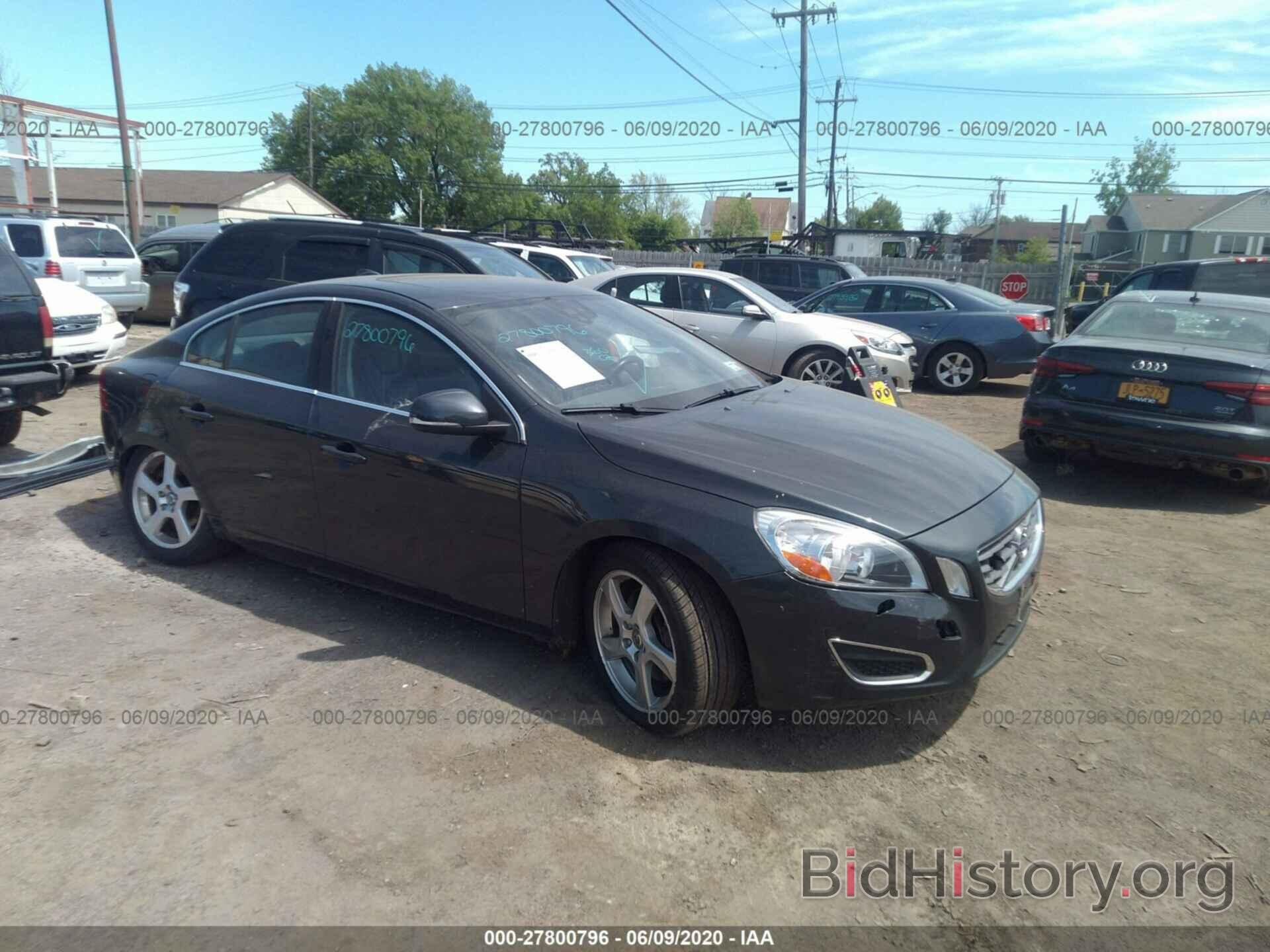 Photo YV1622FS6C2091576 - VOLVO S60 2012