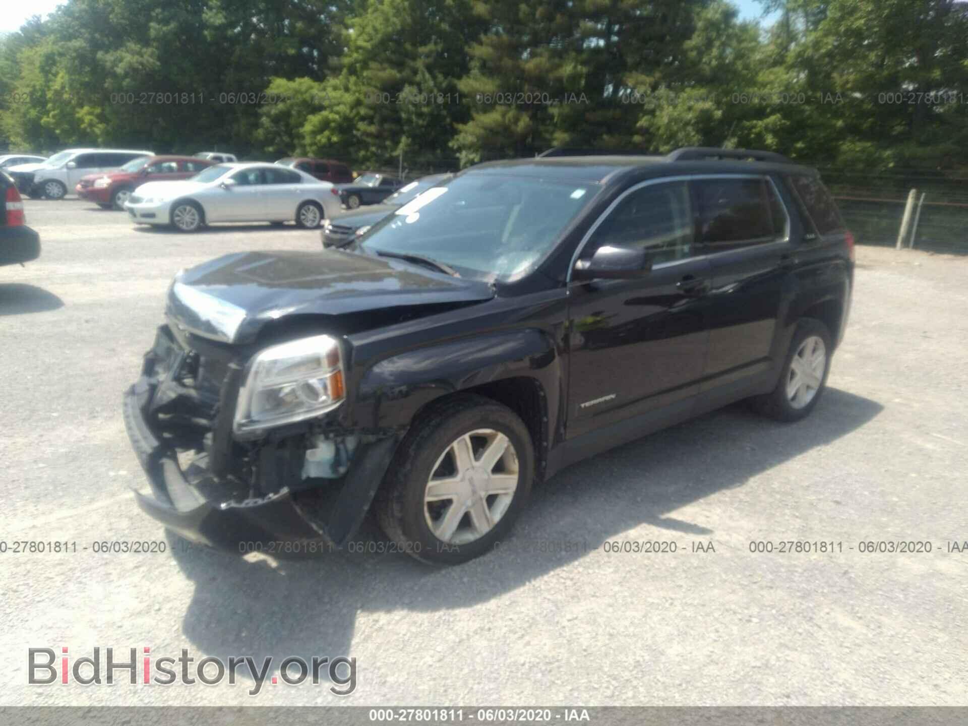 2011 GMC TERRAIN - VIN: 2CTFLTE50B6466825 - Photo 2