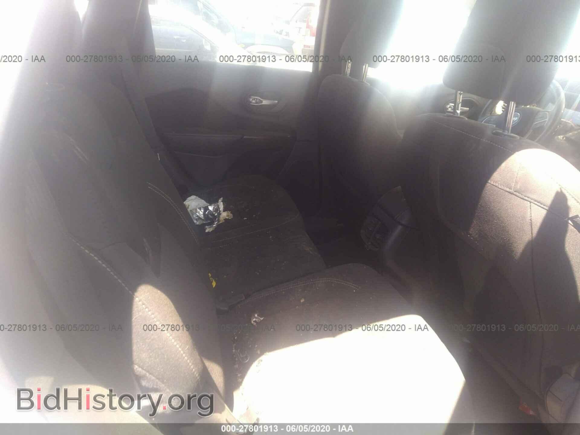 2016 JEEP CHEROKEE - VIN: 1C4PJMCS6GW153411 - Photo 8