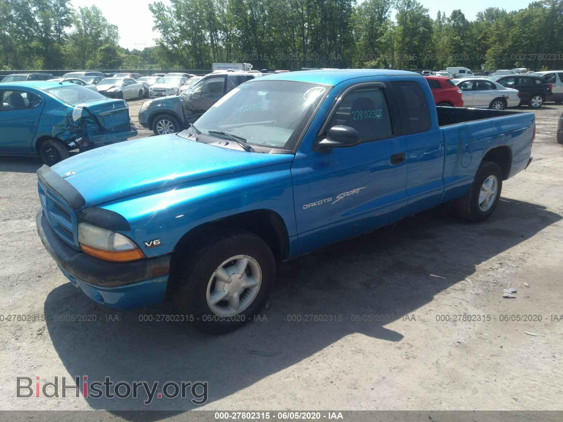 2000 DODGE DAKOTA - VIN: 1B7GL22X9YS735555 - Фото 2