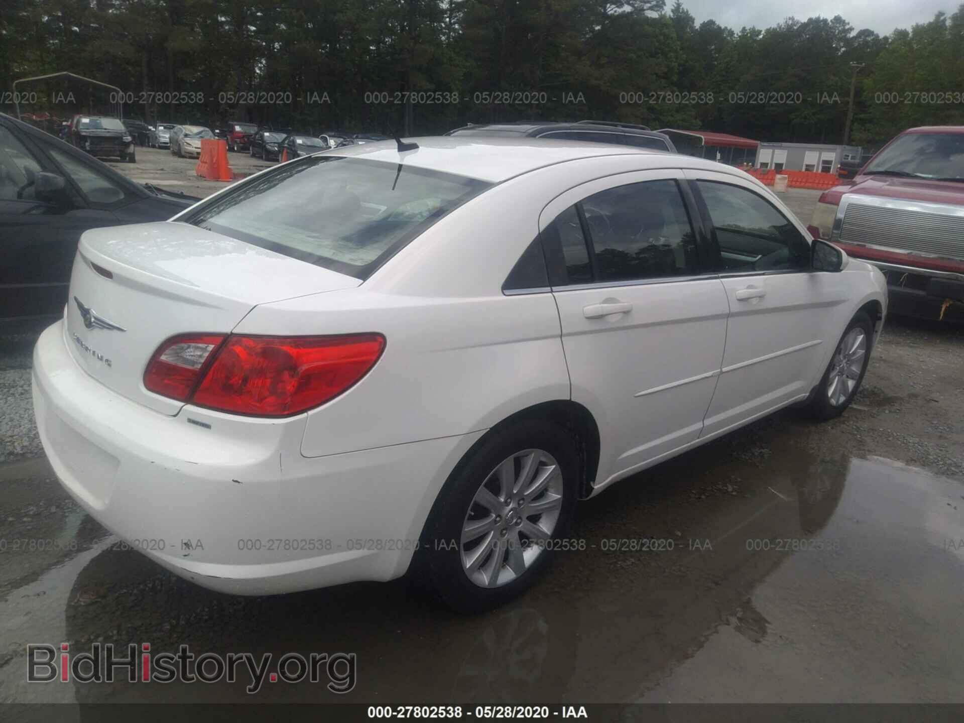 2010 CHRYSLER SEBRING - VIN: 1C3CC5FDXAN192368 - Фото 4