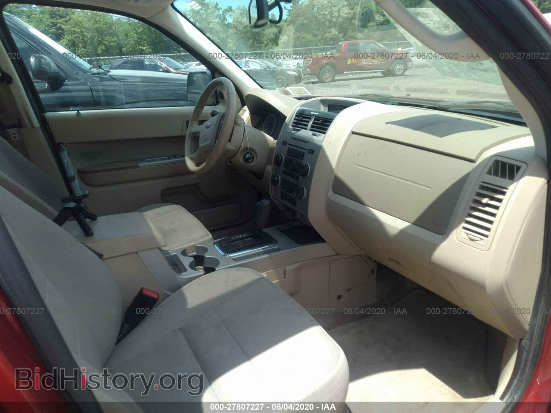 2011 FORD ESCAPE - VIN: 1FMCU9DG3BKB18138 - Фото 5