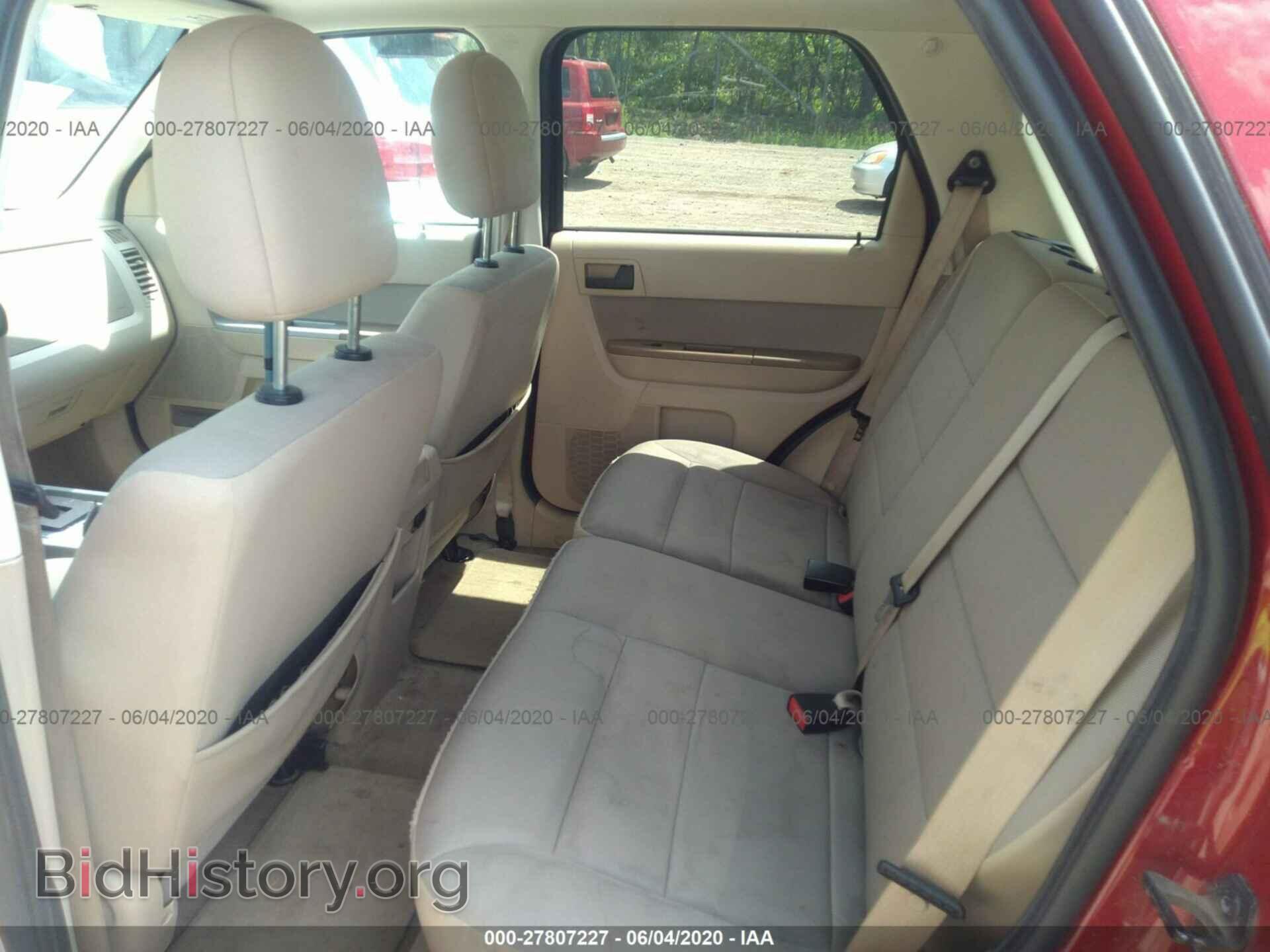 2011 FORD ESCAPE - VIN: 1FMCU9DG3BKB18138 - Фото 8