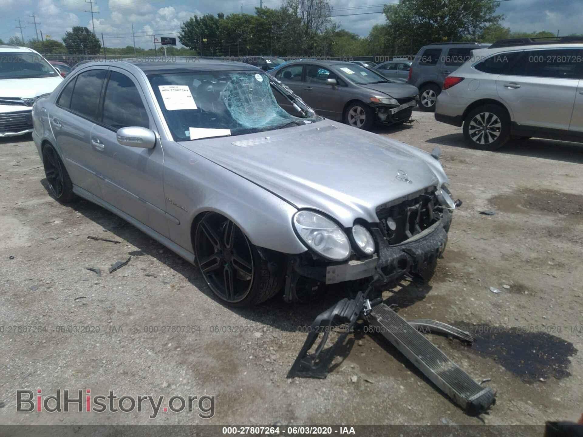 Фотография WDBUF76JX5A706949 - MERCEDES-BENZ E-CLASS 2005