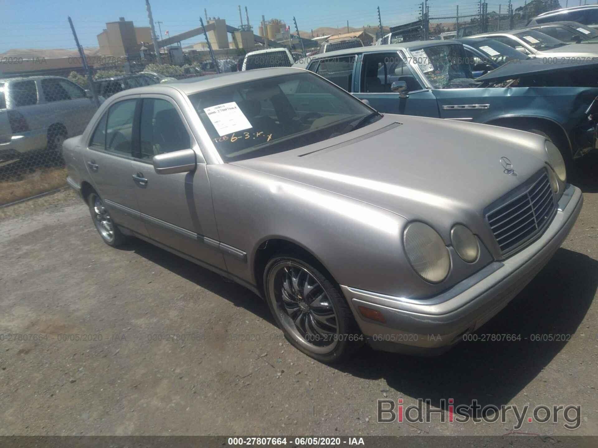 Photo WDBJF72F7VA462522 - MERCEDES-BENZ E-CLASS 1997