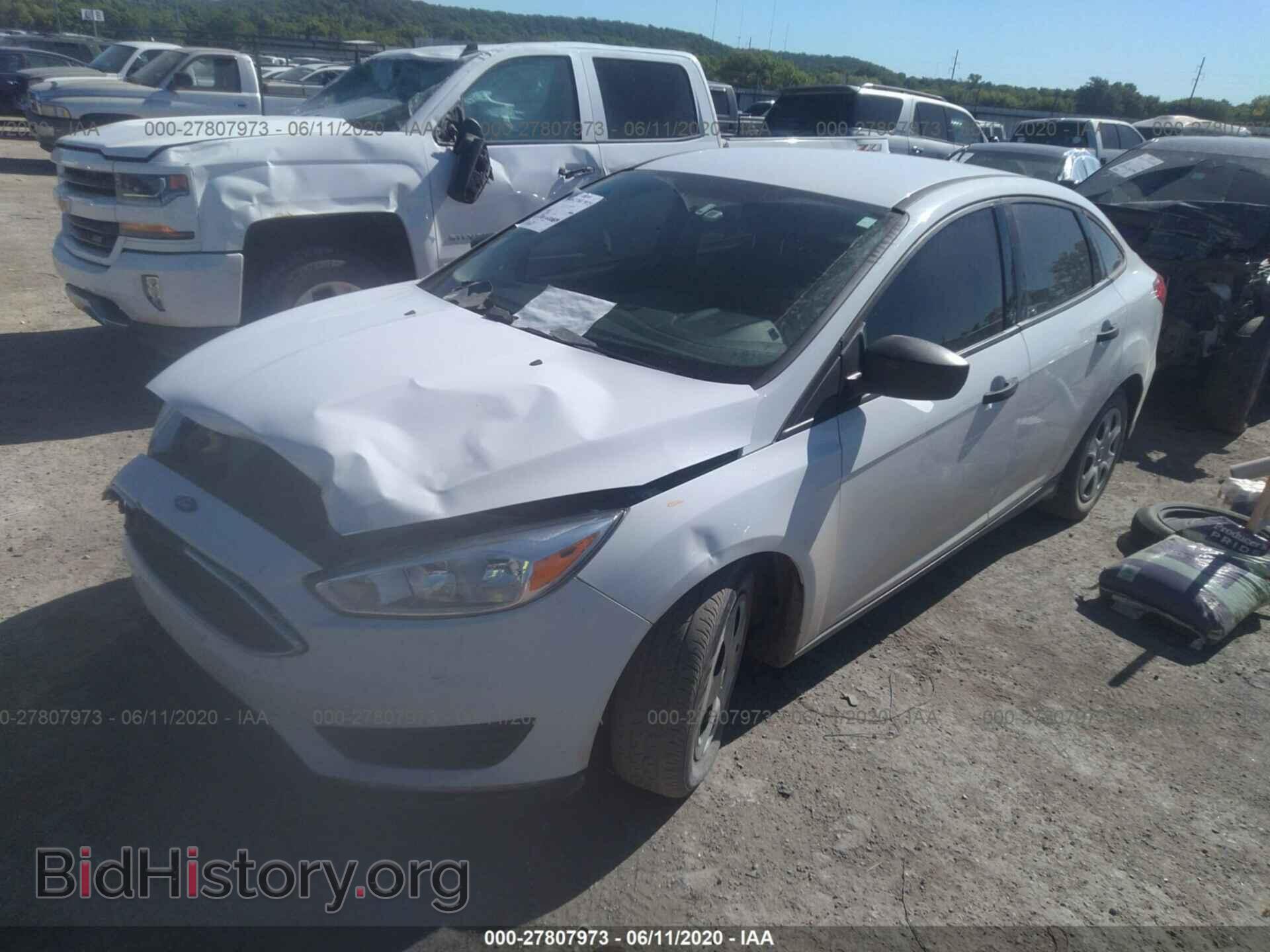 2017 FORD FOCUS - VIN: 1FADP3E27HL210491 - Фото 2