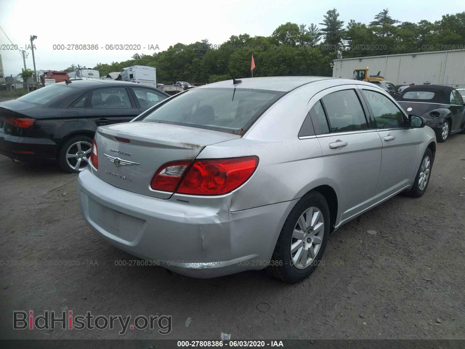 2010 CHRYSLER SEBRING - VIN: 1C3CC4FB8AN128564 - Фото 4