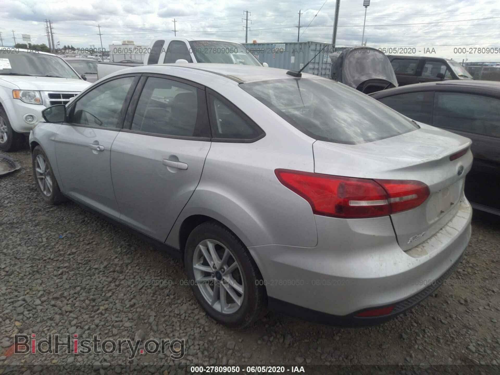 2017 FORD FOCUS - VIN: 1FADP3F23HL271786 - Фото 3