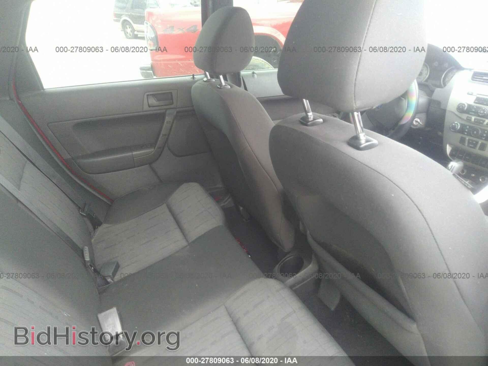 2009 FORD FOCUS - VIN: 1FAHP35NX9W218418 - Фото 8
