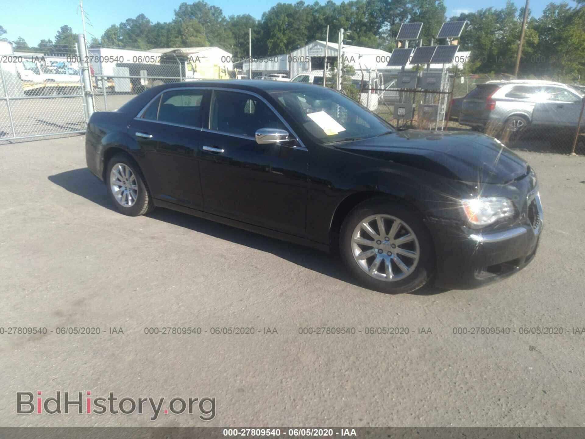 Фотография 2C3CCAEG5DH743775 - CHRYSLER 300C 2013