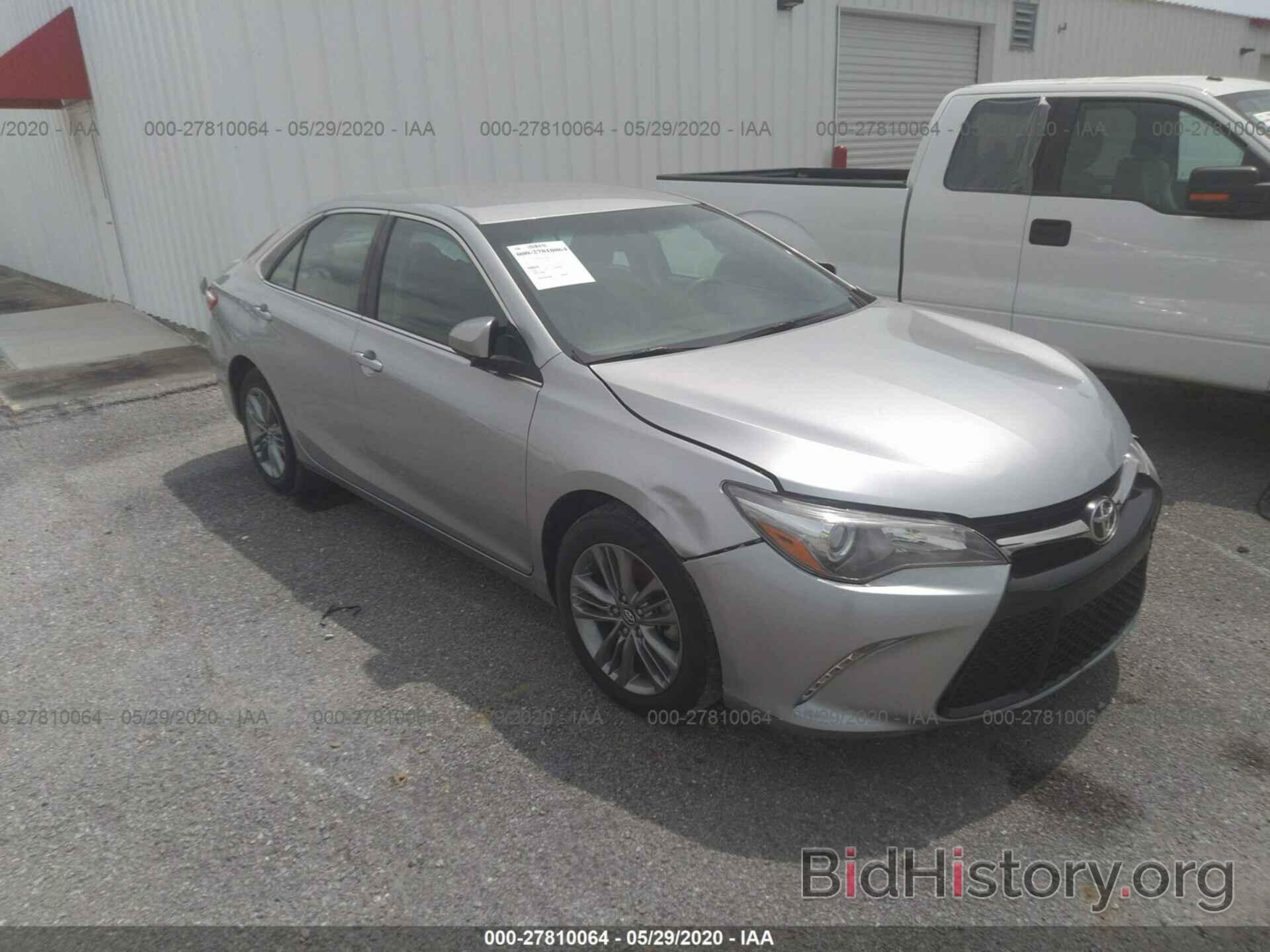 Photo 4T1BF1FK9HU666375 - TOYOTA CAMRY 2017