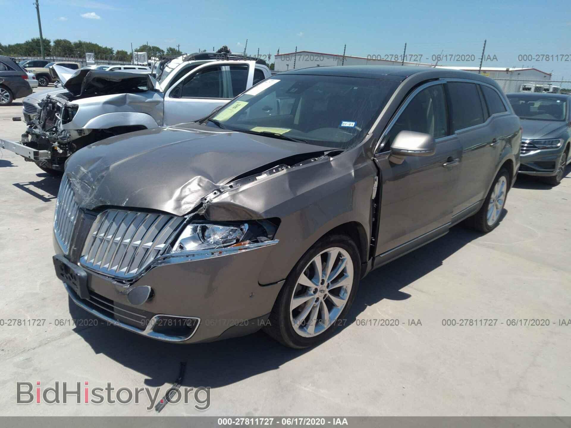 2012 LINCOLN MKT - VIN: 2LMHJ5AT6CBL53710 - Фото 2