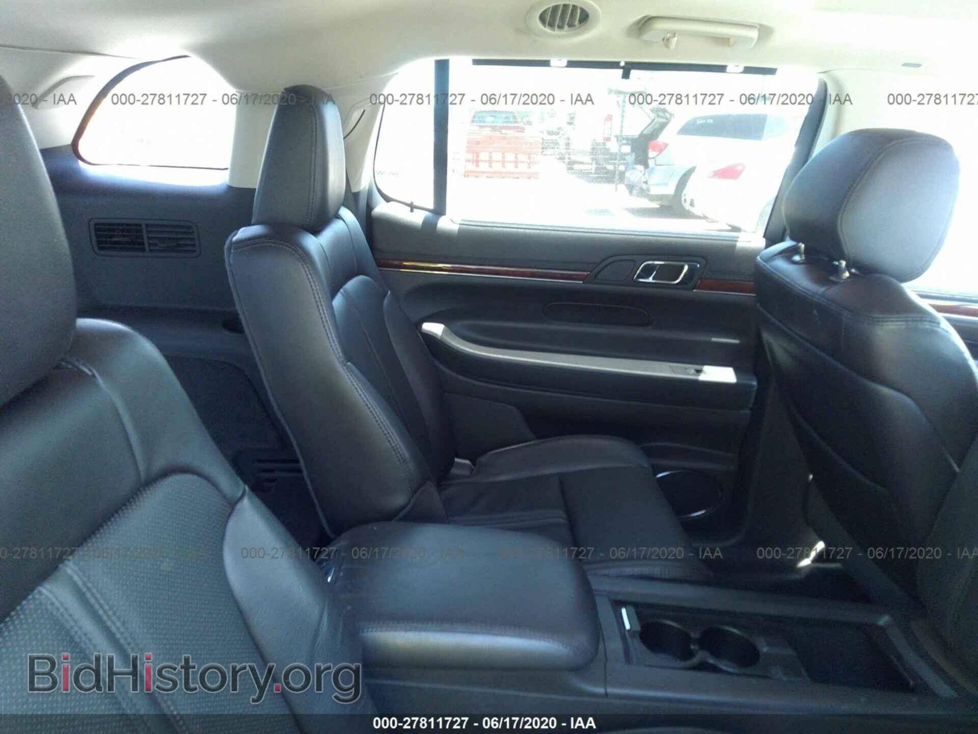 2012 LINCOLN MKT - VIN: 2LMHJ5AT6CBL53710 - Фото 8