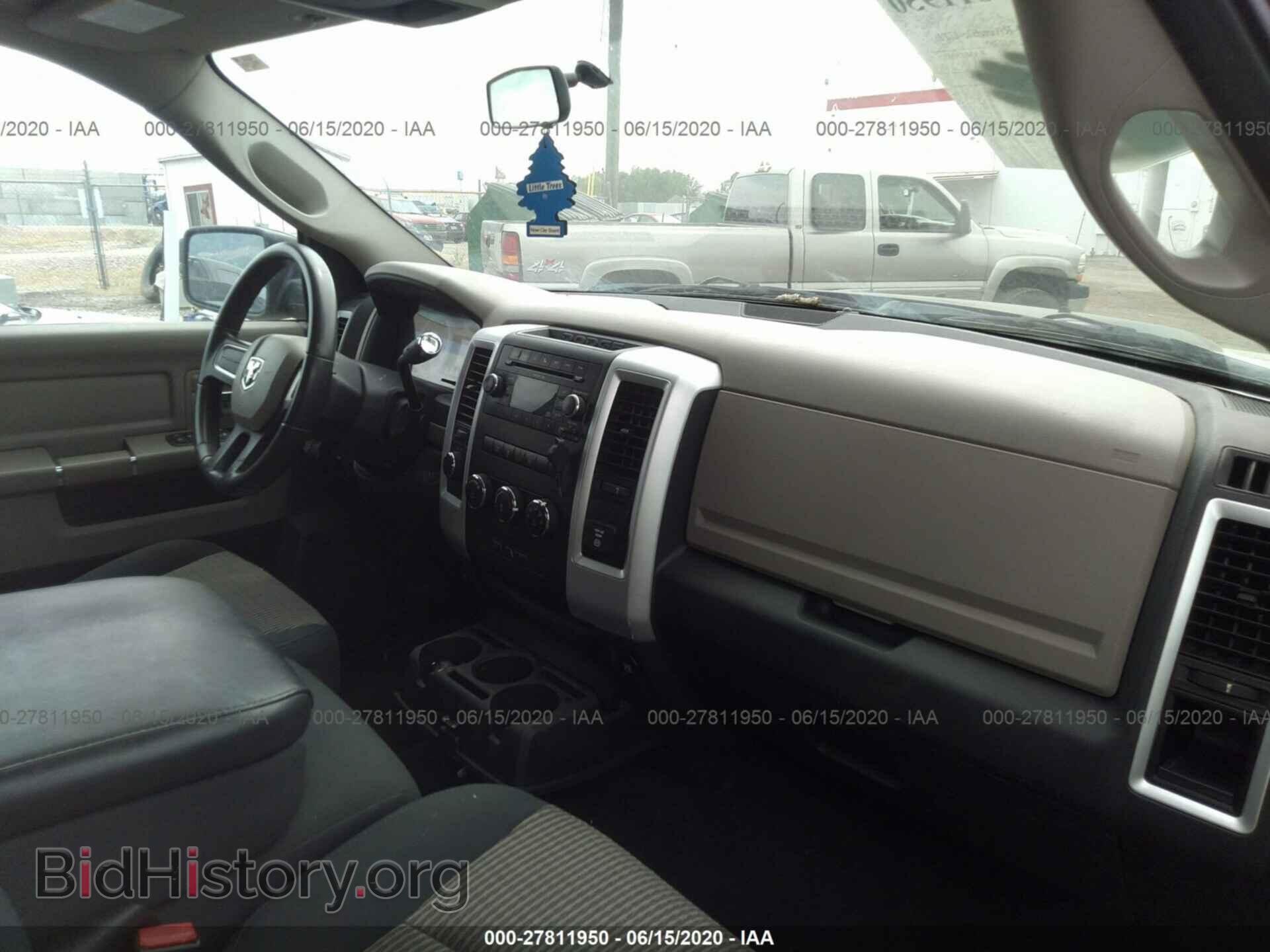 2011 DODGE RAM 1500 - VIN: 1D7RV1GTXBS638140 - Фото 5