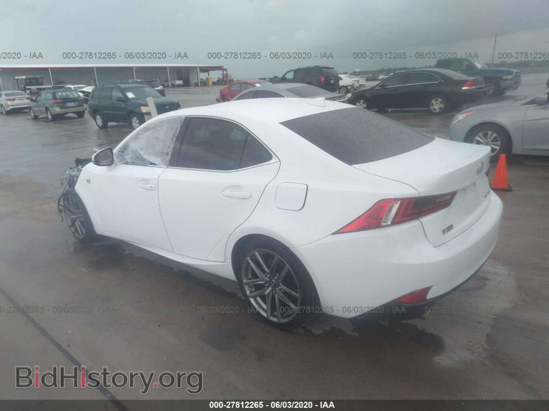 2016 LEXUS IS 200T - VIN: JTHBA1D2XG5021179 - Фото 3