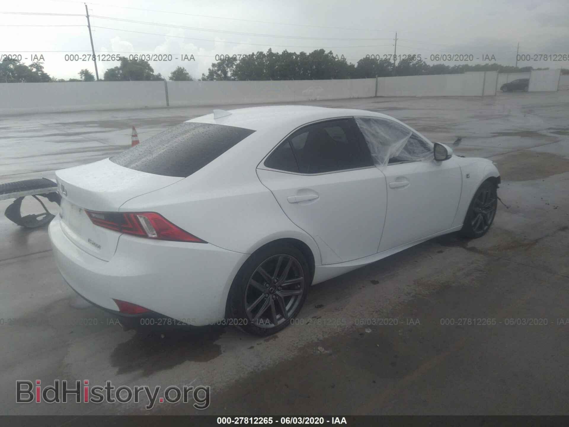 2016 LEXUS IS 200T - VIN: JTHBA1D2XG5021179 - Фото 4