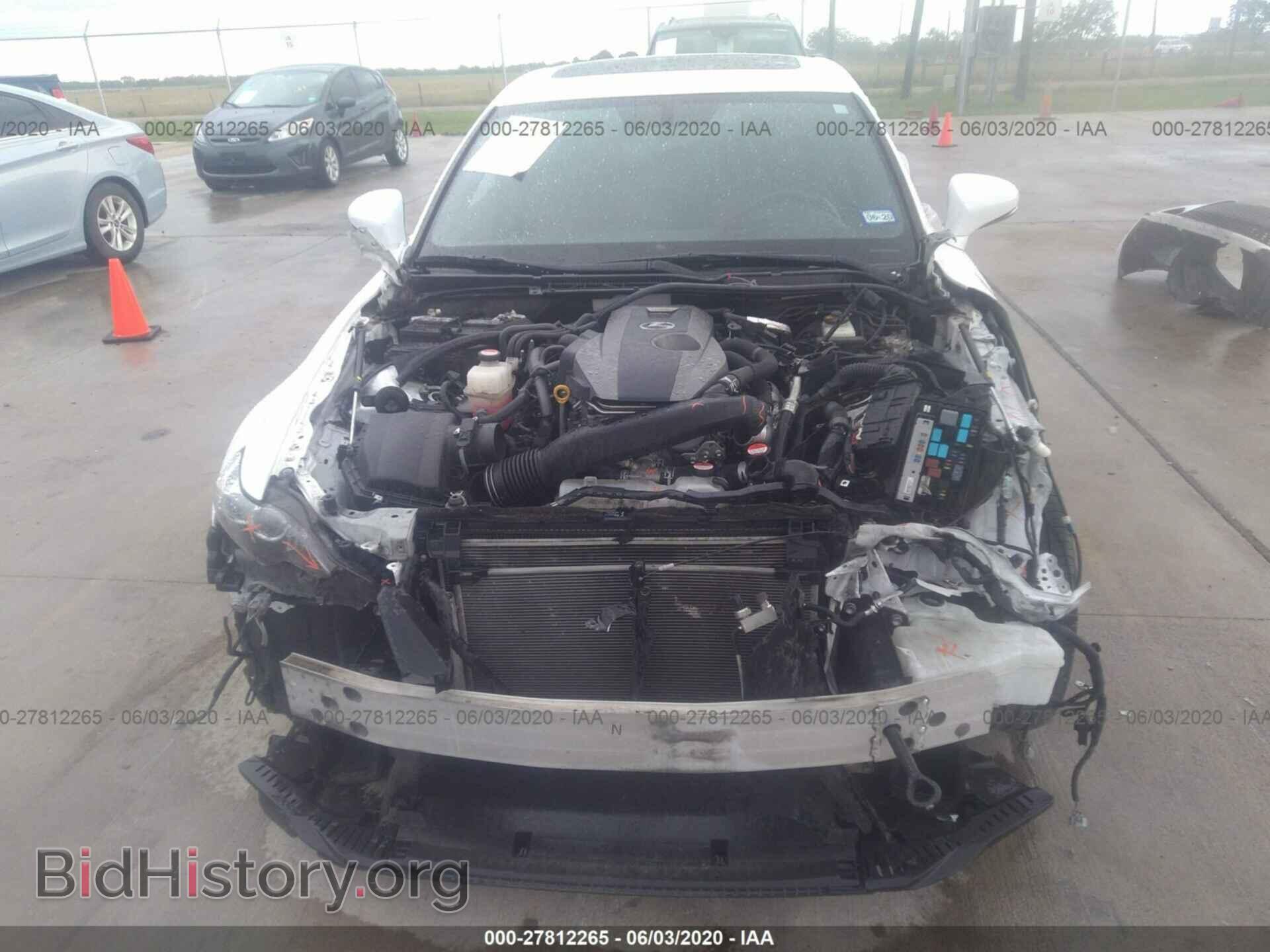 2016 LEXUS IS 200T - VIN: JTHBA1D2XG5021179 - Фото 6