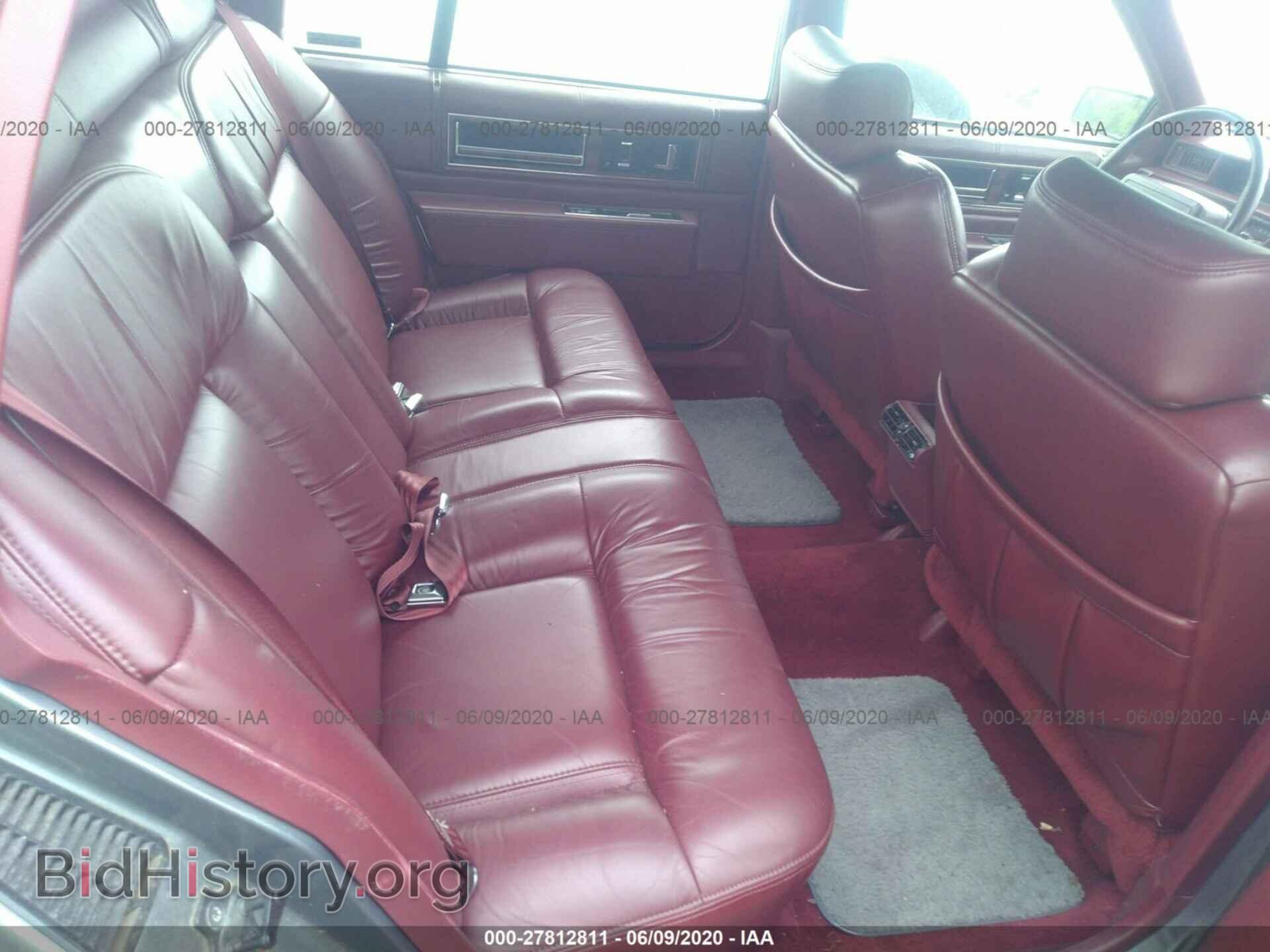 1993 CADILLAC DEVILLE - VIN: 1G6CD53B7P4238820 - Photo 8