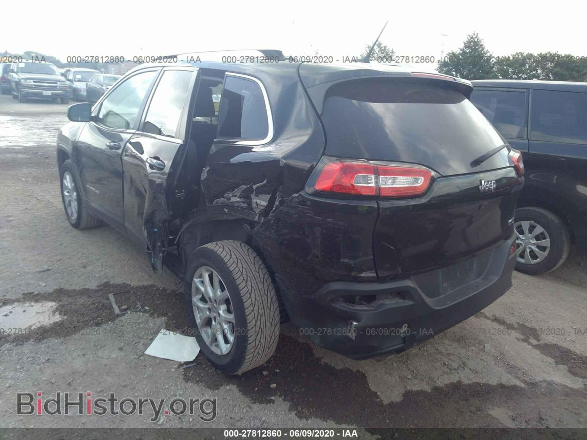 2016 JEEP CHEROKEE - VIN: 1C4PJLCB8GW158359 - Фото 3