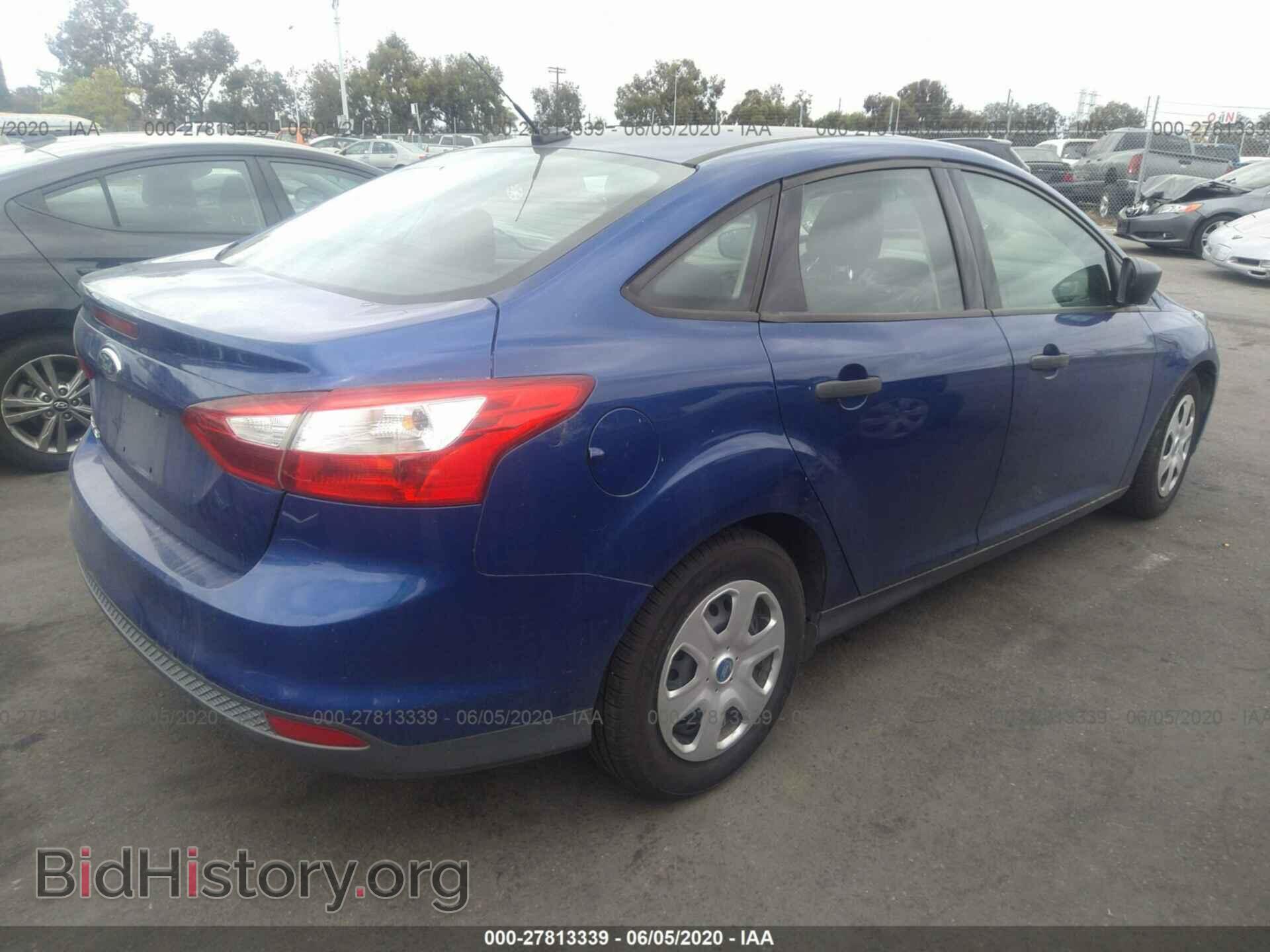 2012 FORD FOCUS - VIN: 1FAHP3E26CL216325 - Photo 4