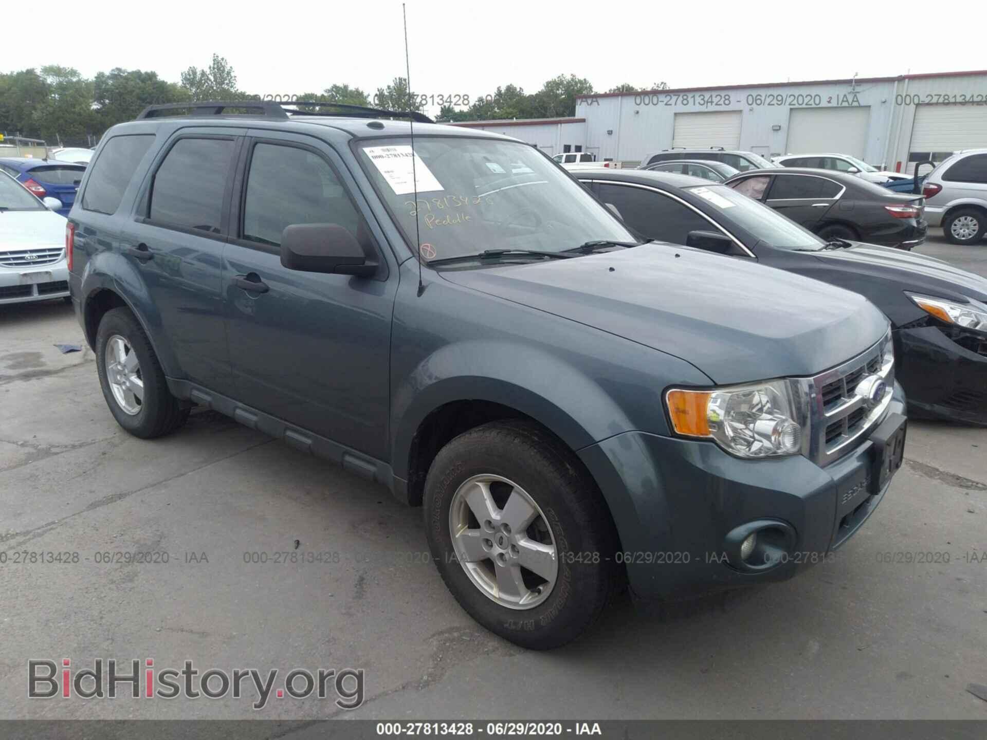 Photo 1FMCU9D75BKC60927 - FORD ESCAPE 2011